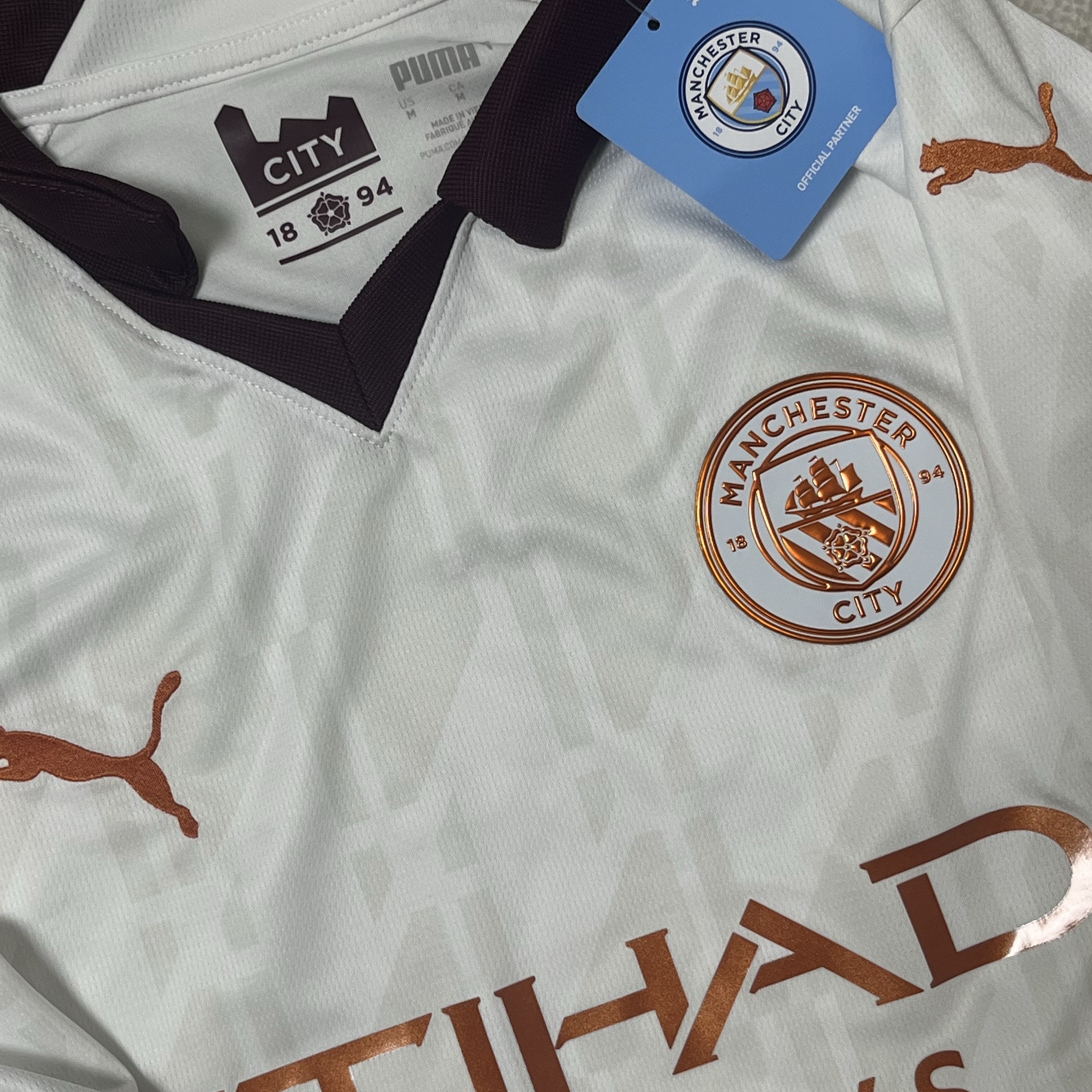 Puma Manchester City 2023/24 Away Jersey White Aubergine (Non Marking Ver.) 착용 스타일 - 3