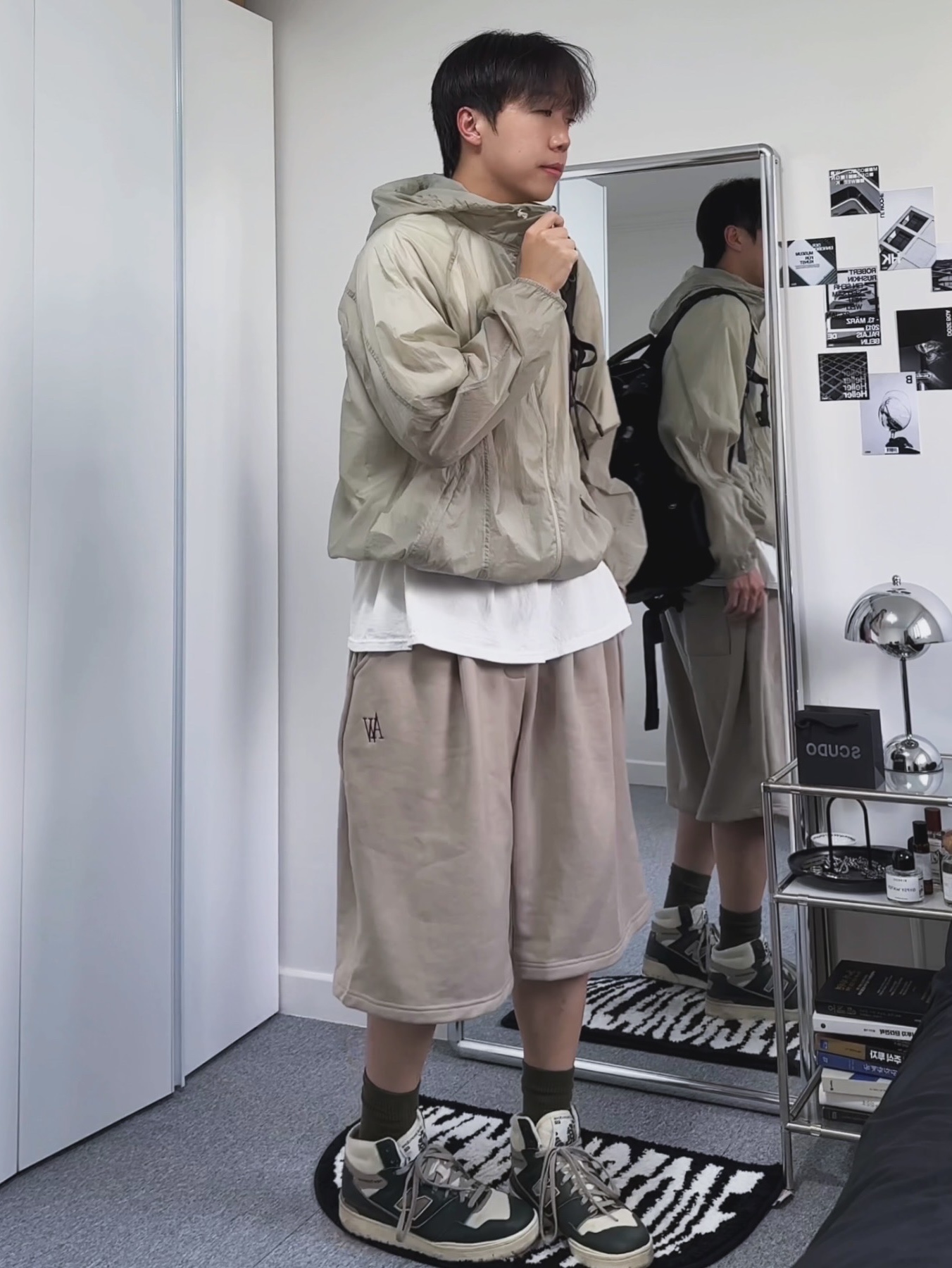Stussy x Our Legacy Frame Pigment Dyed T-Shirt Natural, New Balance x Aime Leon Dore 650R Forest Green 착용 스타일 - 1