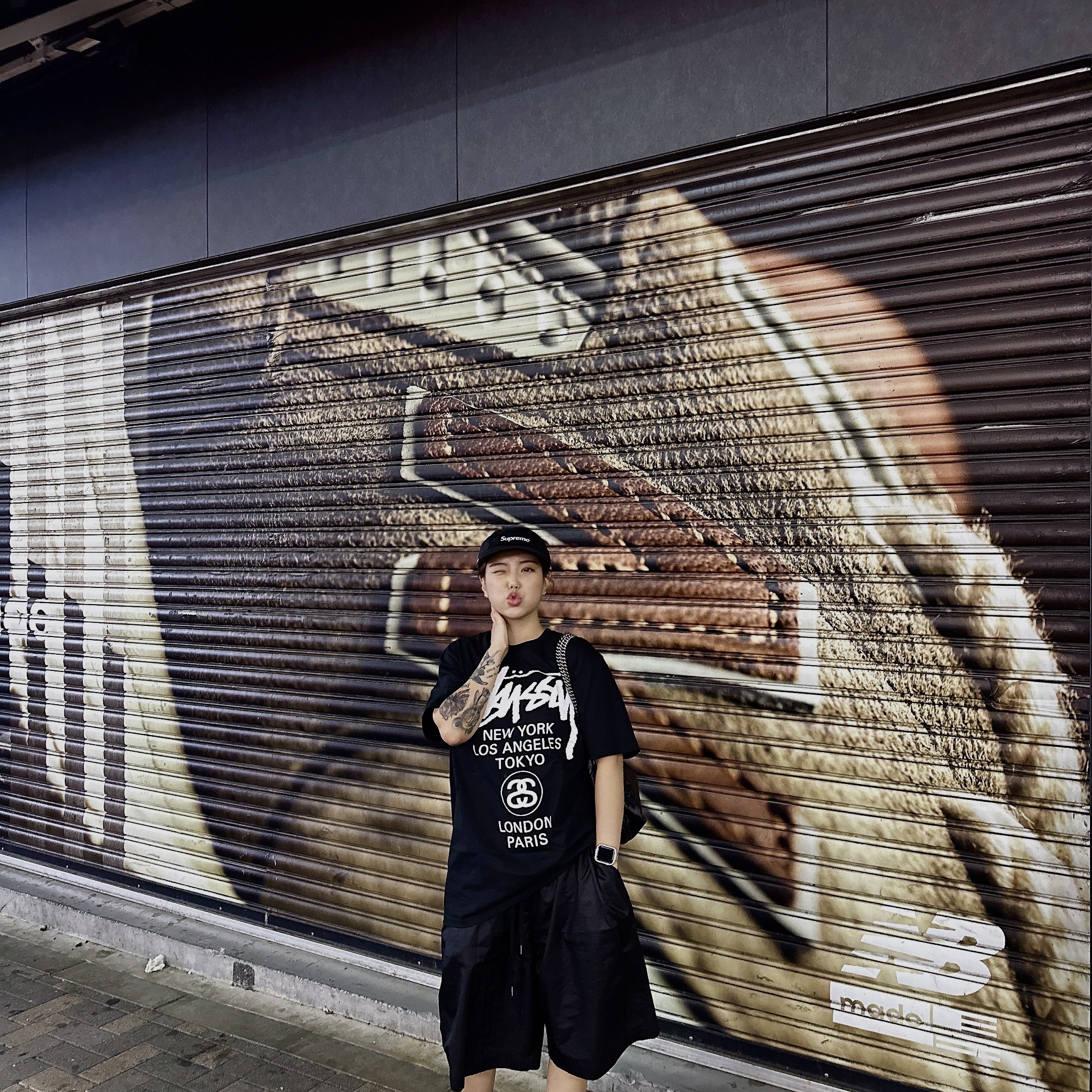 Supreme Mesh Cordura Camp Cap Black - 23SS, Stussy Tough Gear T-Shirt Black 착용 스타일 - 1