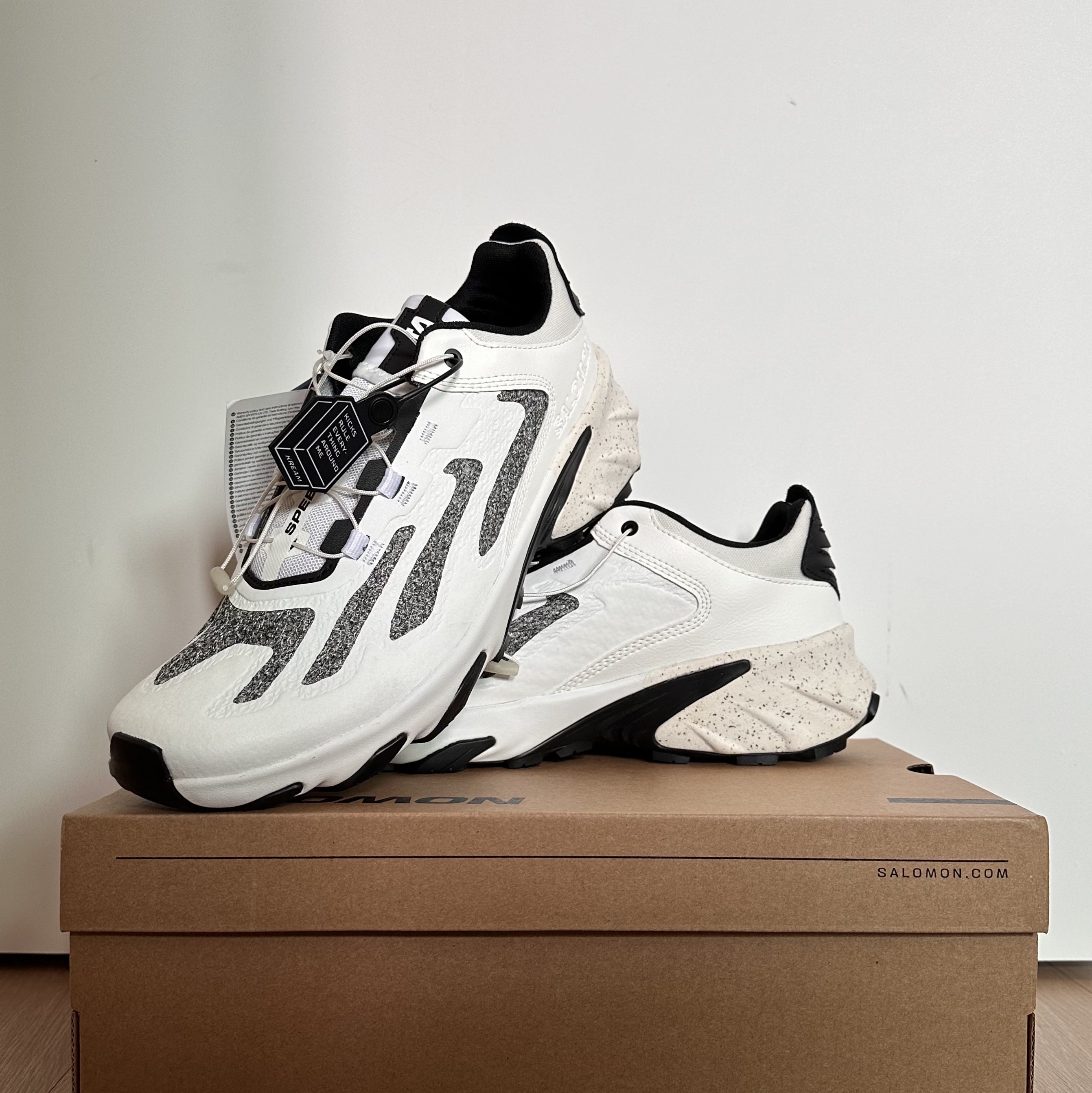 Salomon Speedverse PRG White Vanilla Ice 착용 스타일