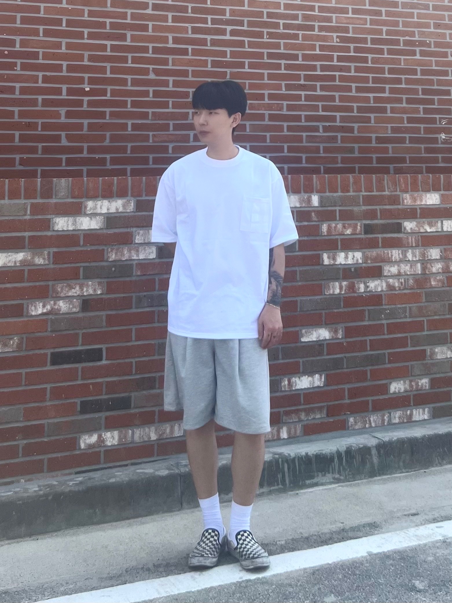 Vans Slip-On Checkerboard 착용 스타일 - 1