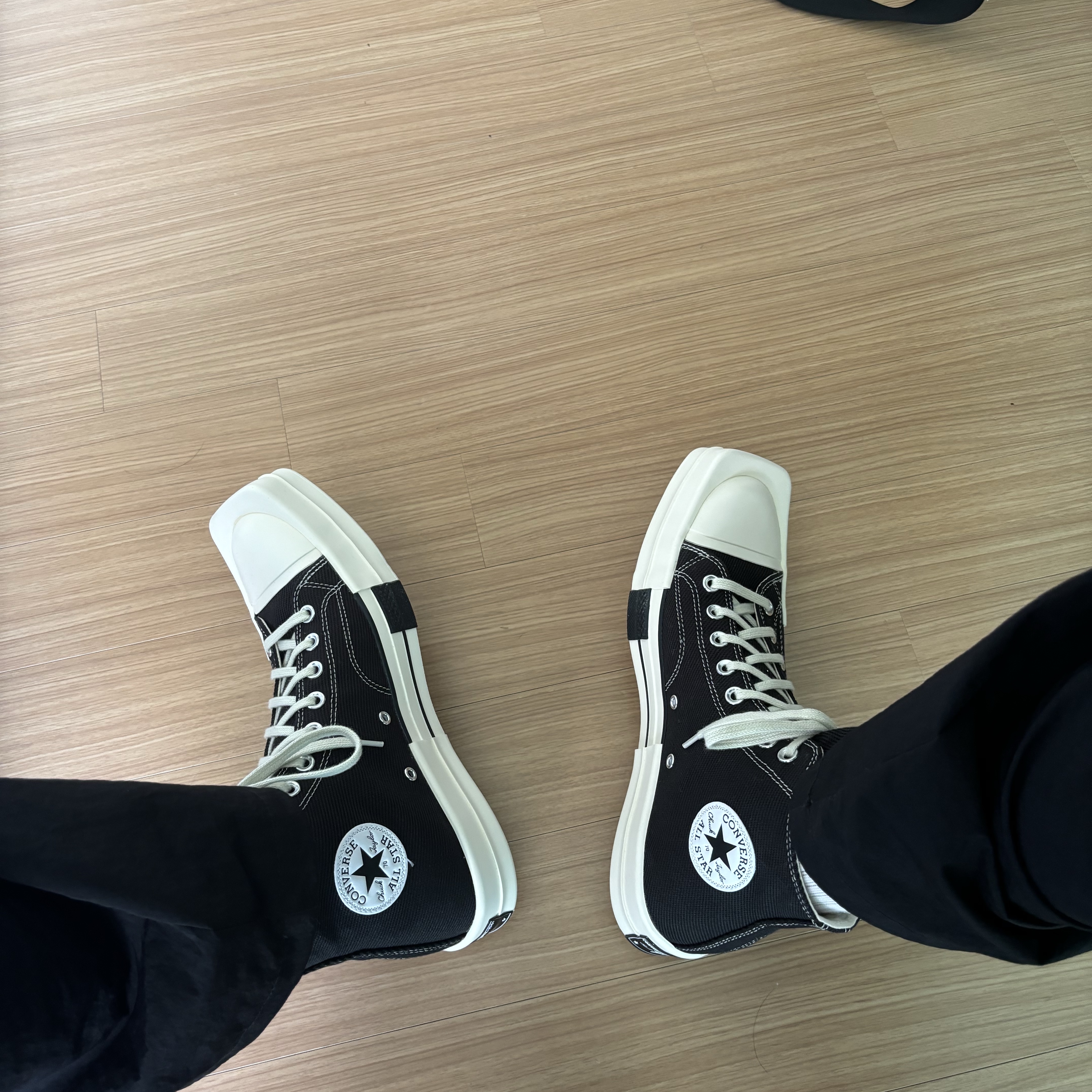 Converse x Drkshdw Turbodrk Chuck 70 Hi Black, Diesel C-Seymon Treated Denim Baseball Cap Blue White 착용 스타일 - 2