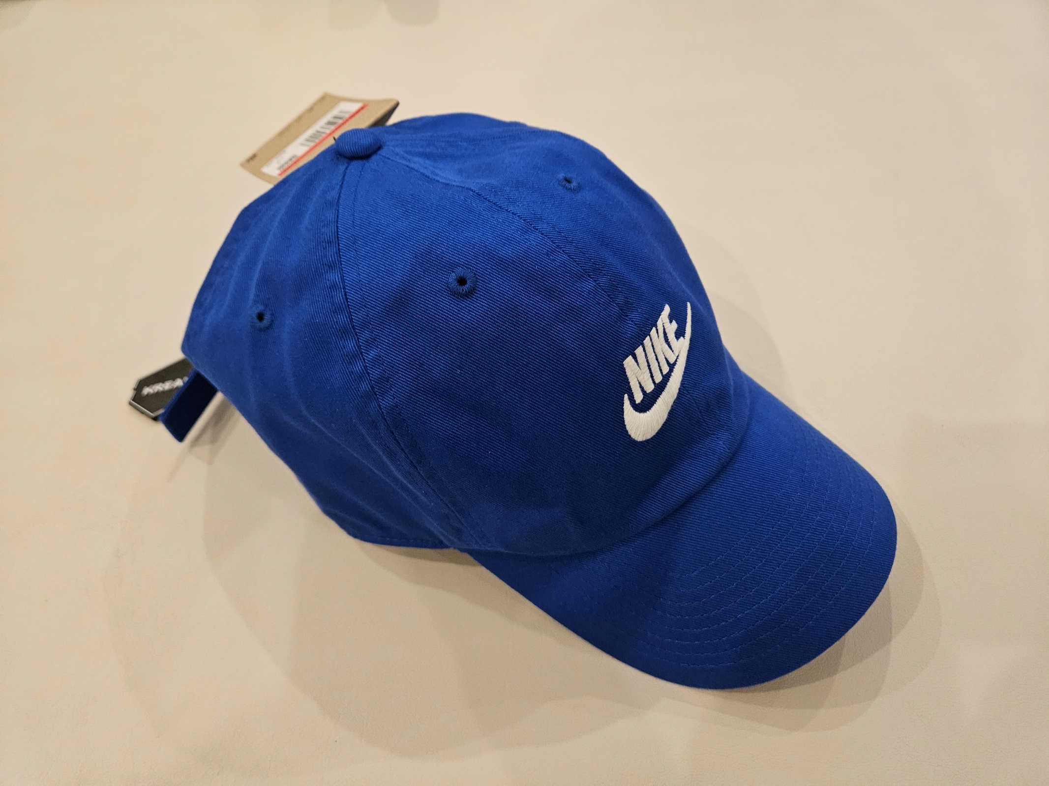 Nike Club Unstructured Futura Washed Cap Game Royal 착용 스타일 - 1