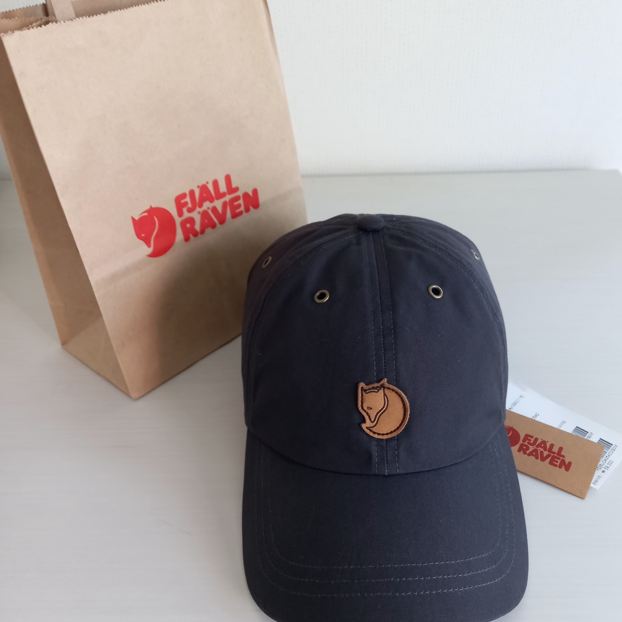 Fjallraven Helags Cap Buckwheat Brown 착용 스타일 - 1