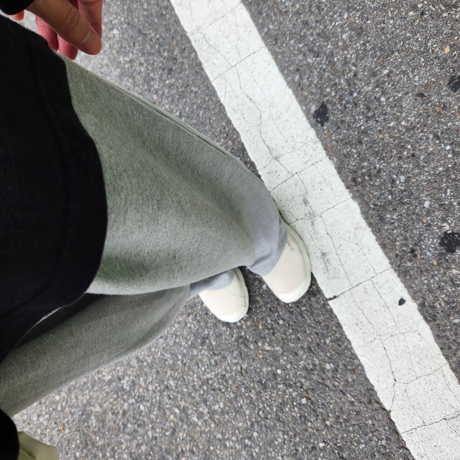 Salomon RX Slide 3.0 Almond Milk Aloe Wash 착용 스타일 - 2