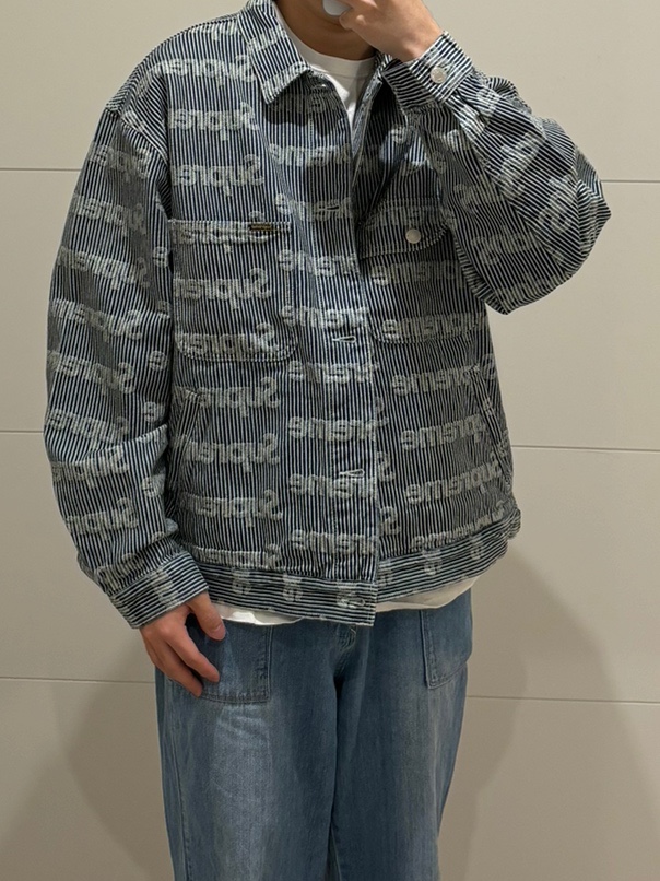 Supreme Denim Chore Trucker Jacket Stripe - 24SS, Supreme Denim Painter Pants Stripe - 24SS 착용 스타일 - 1
