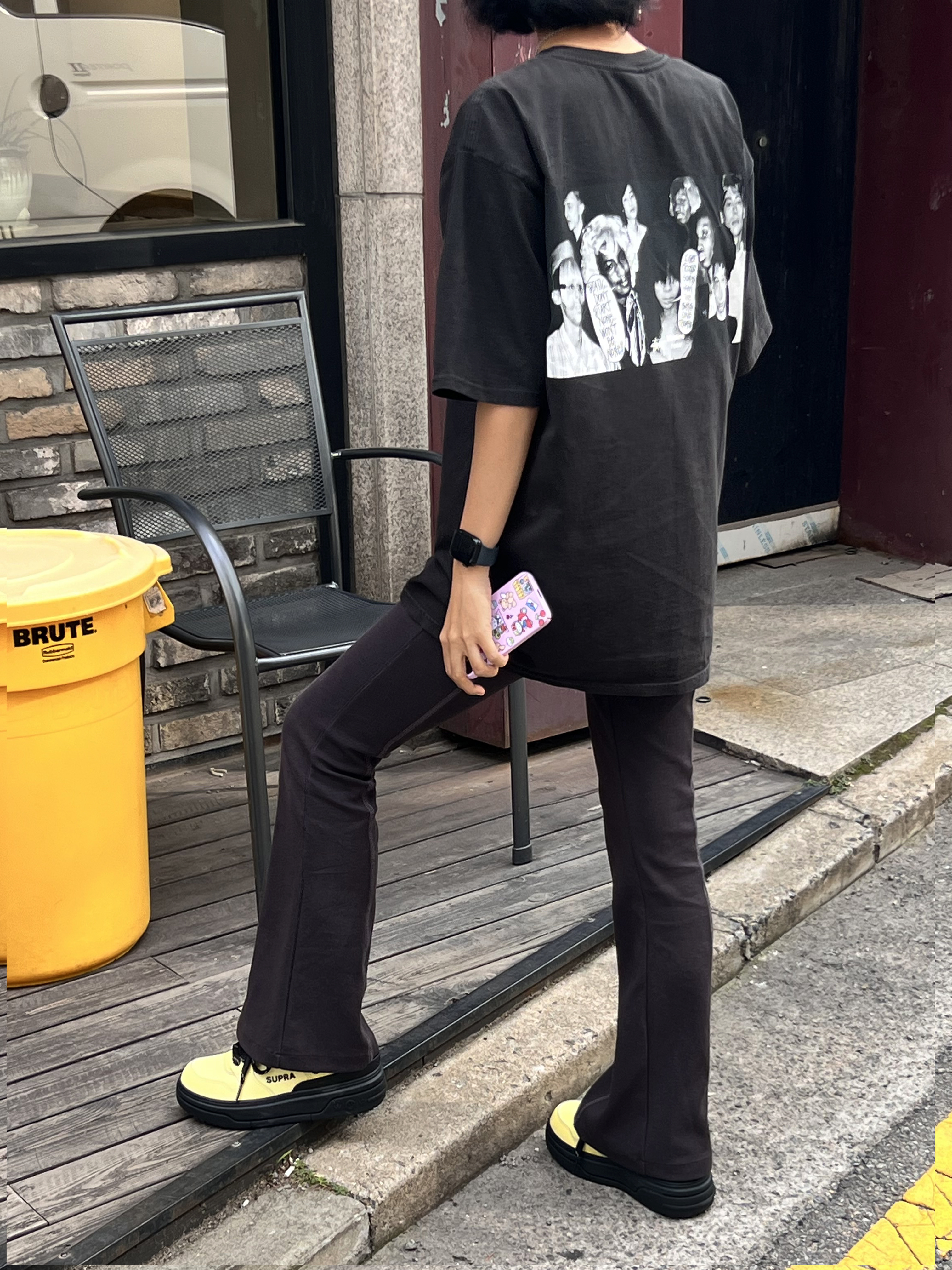 Stussy x Martine Rose Collage Pigment Dyed T-Shirt Black 착용 스타일 - 1