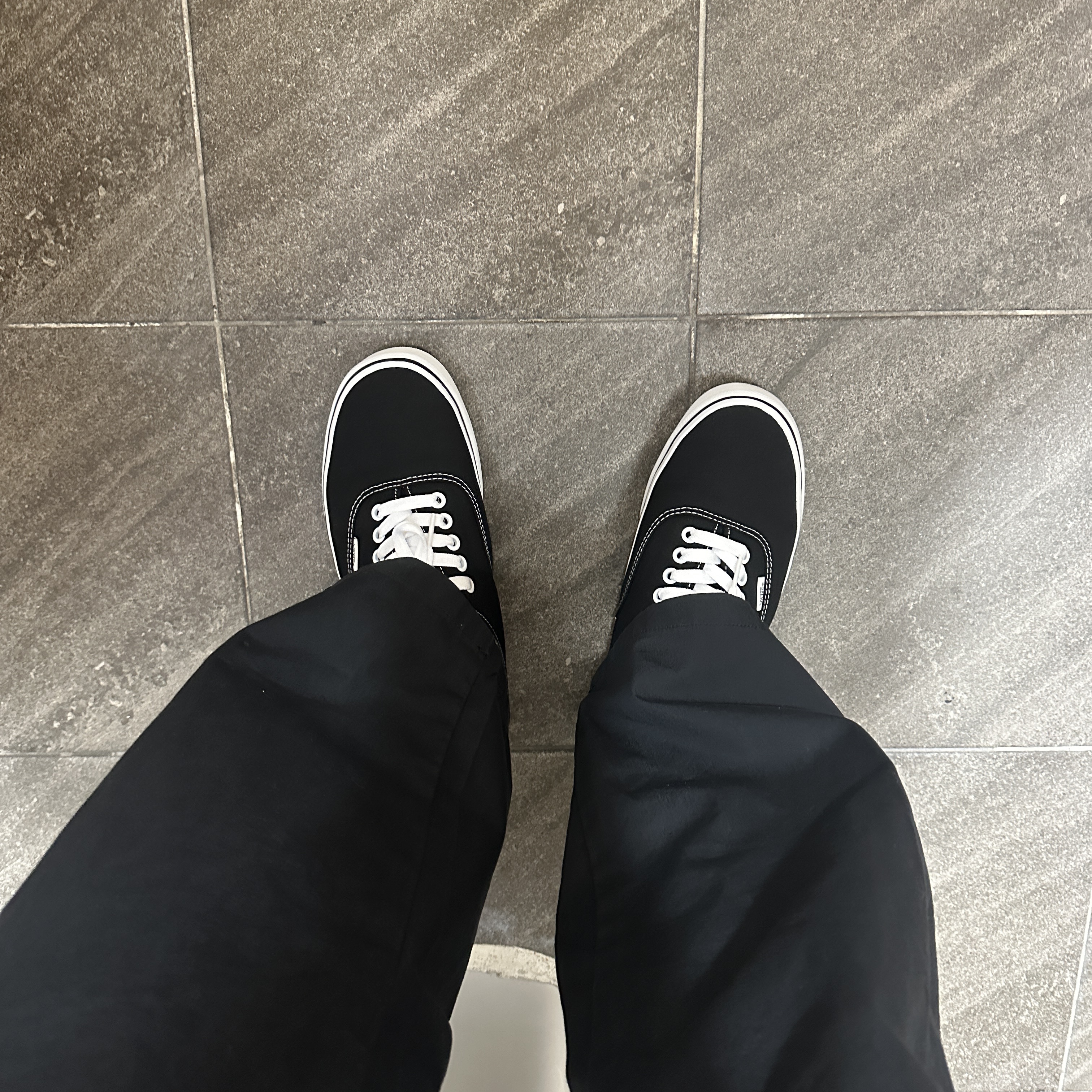 Vans Authentic Mule Black 착용 스타일