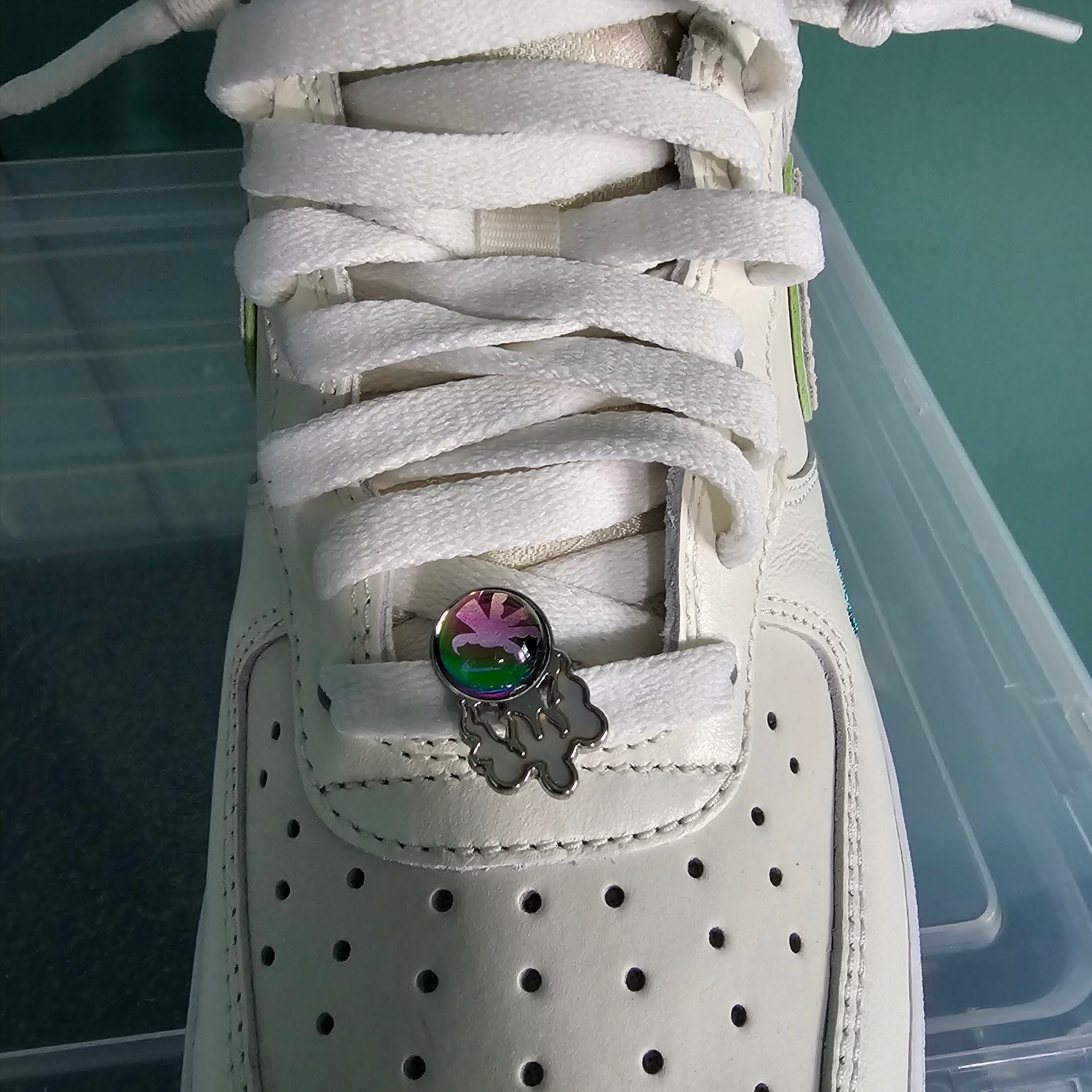 Nike Air Force 1 '07 Sail Vapour Green 착용 스타일 - 2