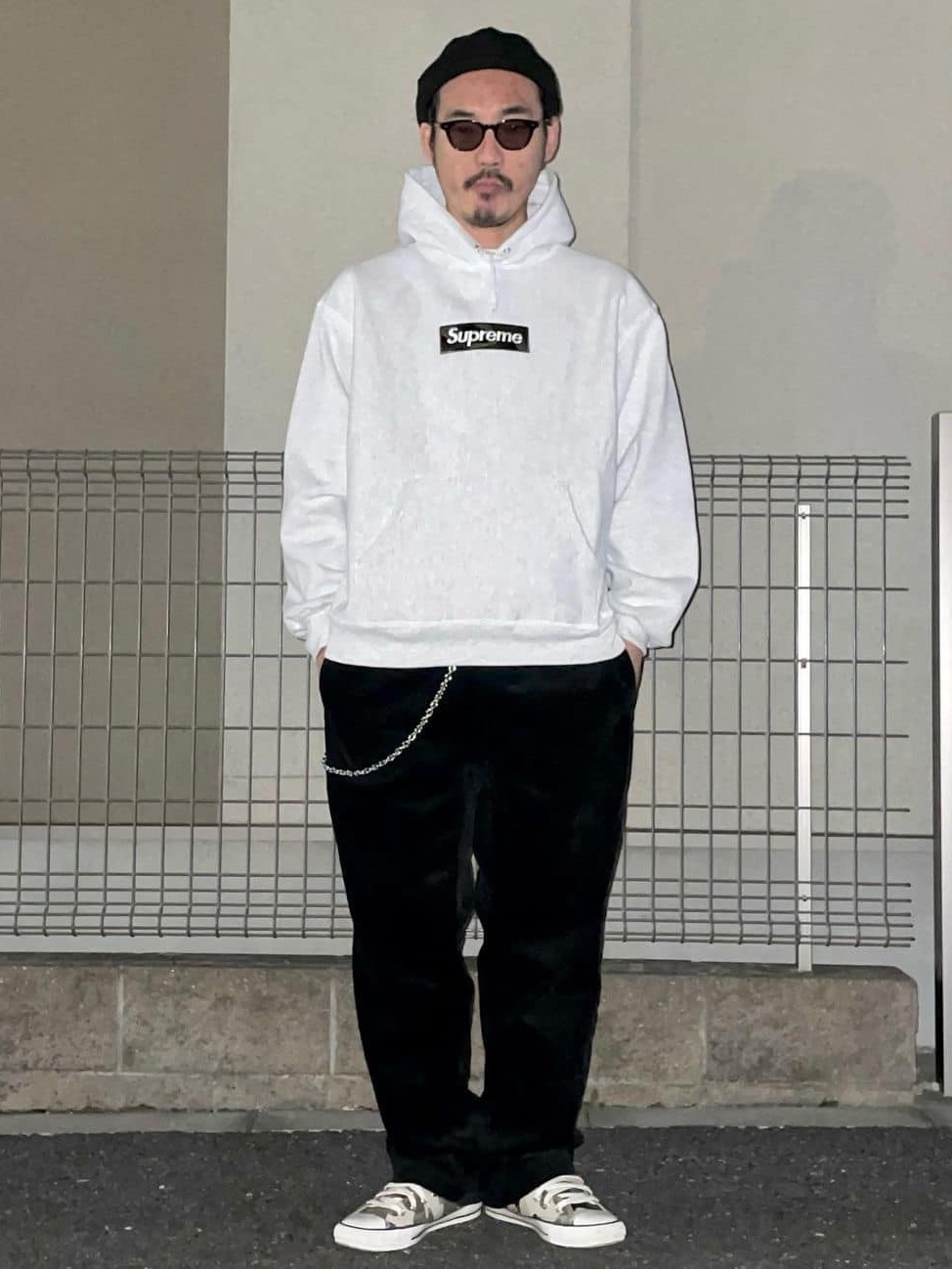 Supreme Box Logo Hooded Sweatshirt Ash Grey - 23FW 착용 스타일 - 5