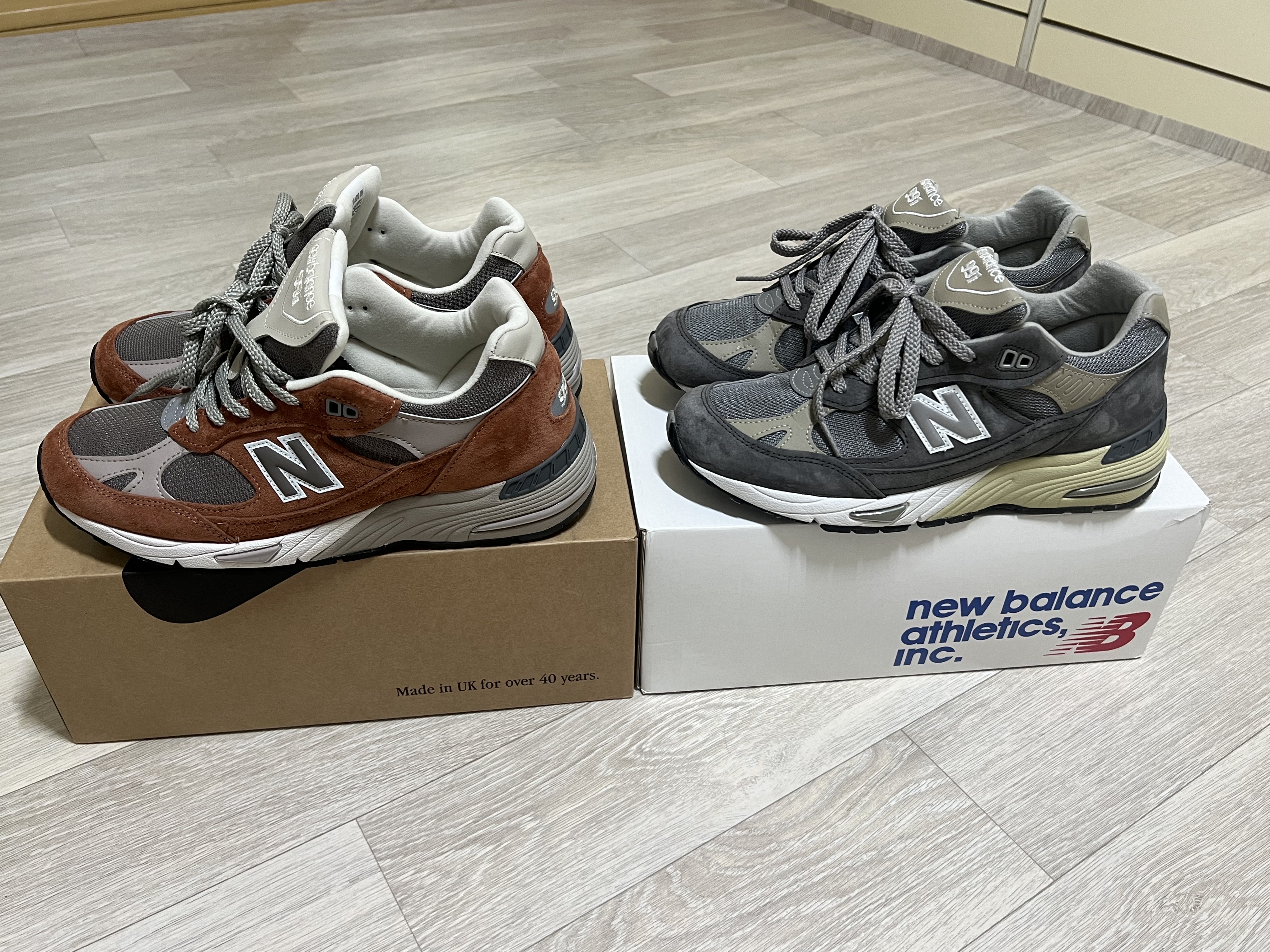 New Balance 991 Made in UK Sequoia Falcon 착용 스타일