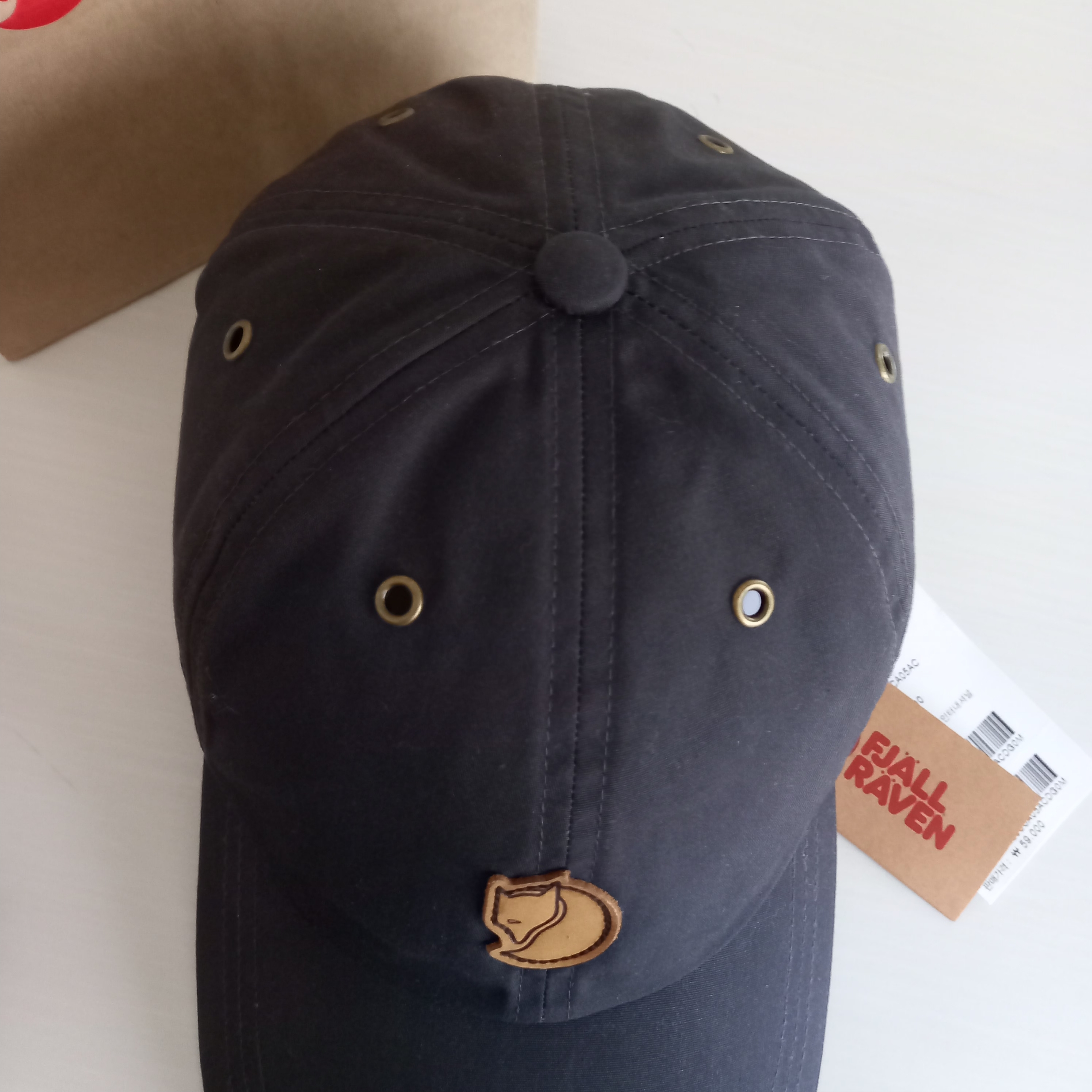 Fjallraven Helags Cap Buckwheat Brown 착용 스타일 - 2