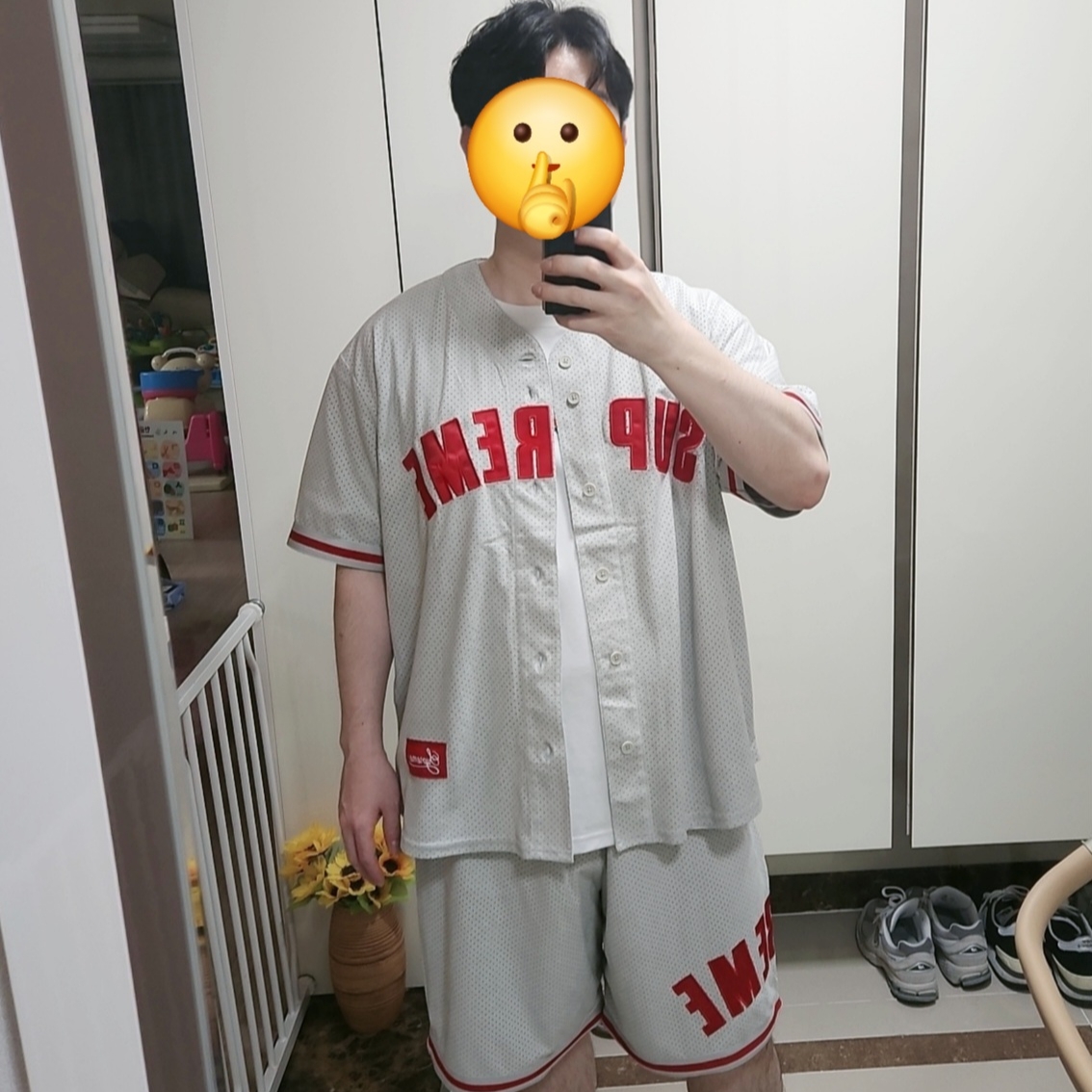 Supreme Ultrasuede Mesh Baseball Jersey Grey - 24SS, Supreme Ultrasuede Mesh Short Grey - 24SS 착용 스타일