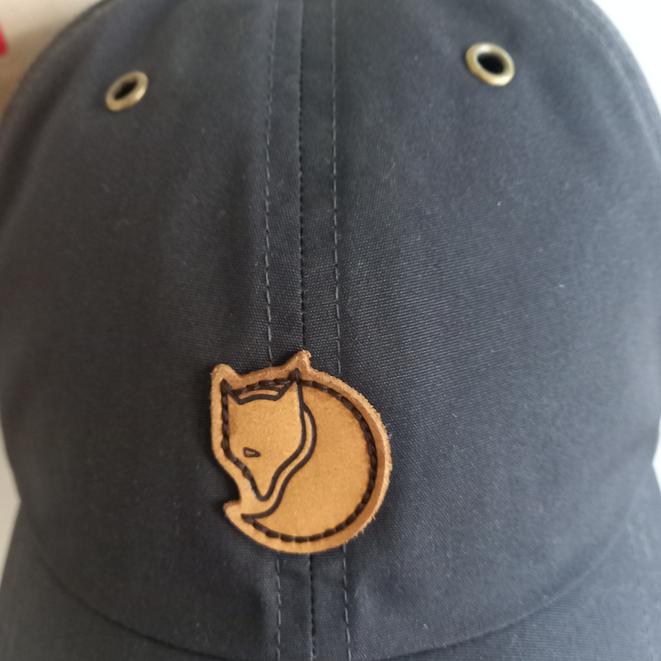 Fjallraven Helags Cap Buckwheat Brown 착용 스타일 - 4