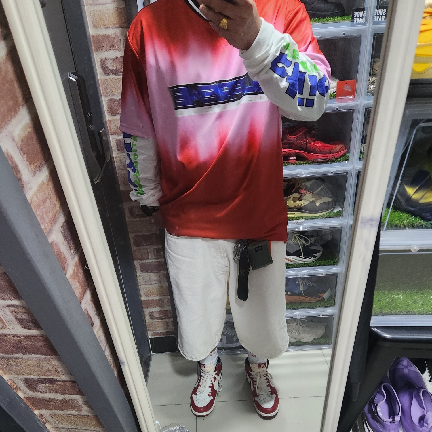 Supreme Blur Soccer Jersey Red - 24SS, Supreme Baggy Denim Short Natural - 24SS 착용 스타일 - 2