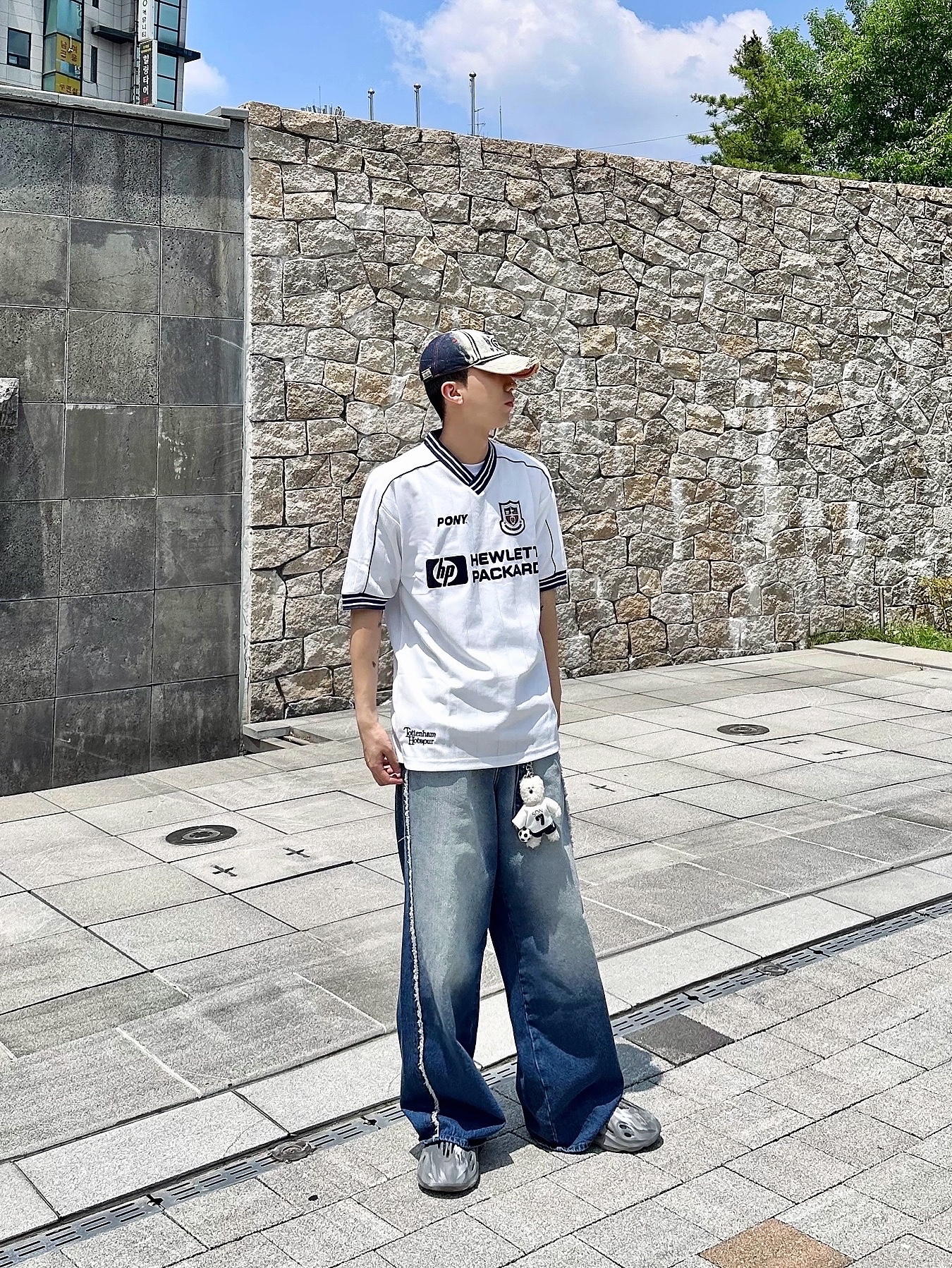 Diesel C-Seymon Treated Denim Baseball Cap Blue White, Monamhee x NOS7 SON.hee Keyring Cream 착용 스타일 - 1