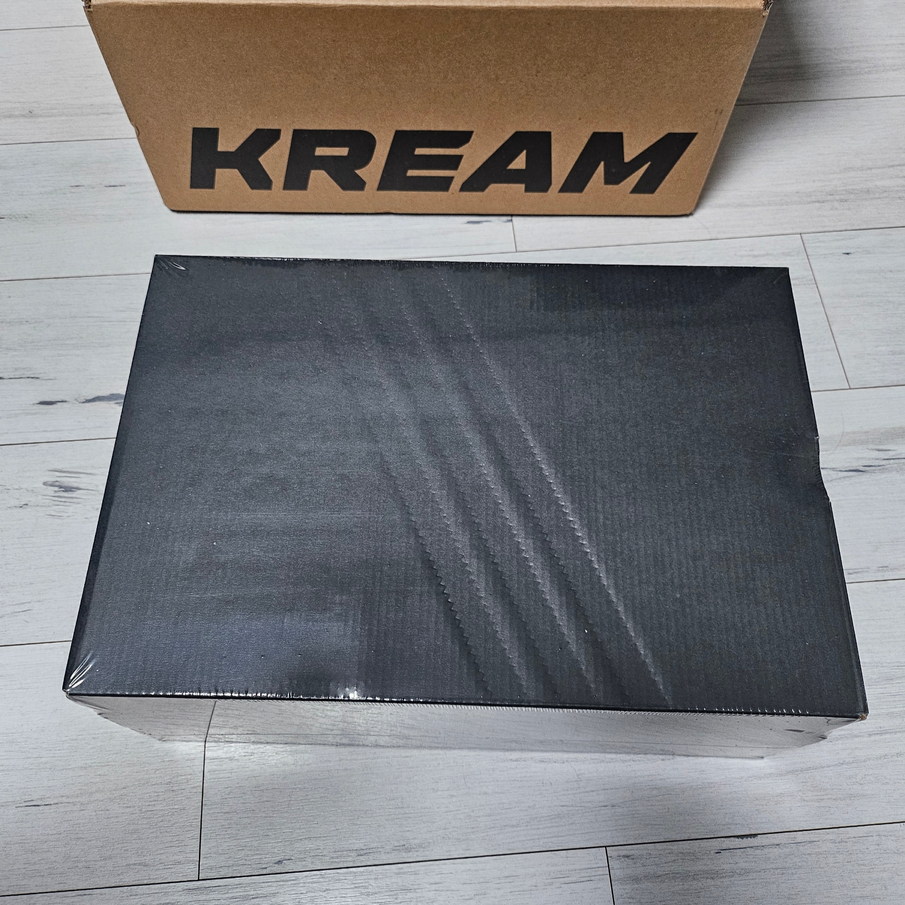 Adidas NMD S1 Grey Two Silver Metallic 착용 스타일 - 4