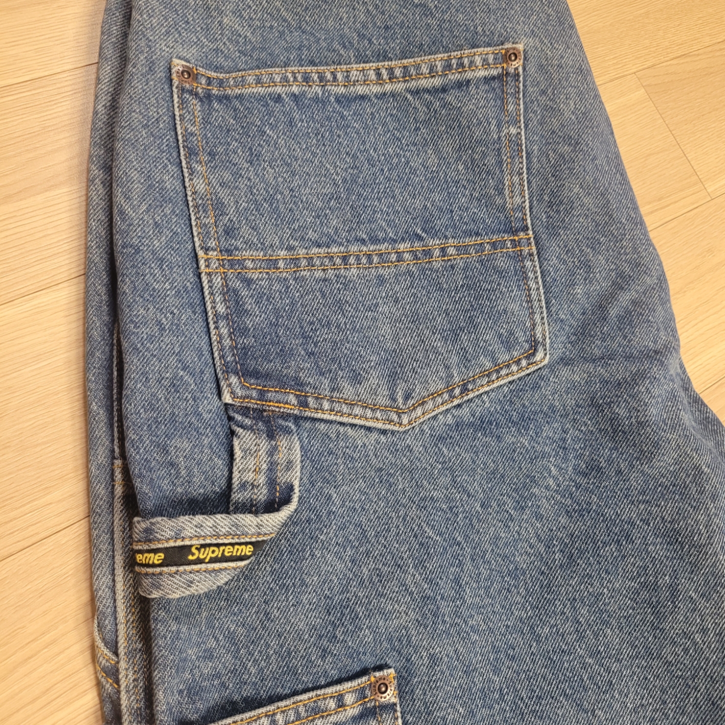 Supreme Double Knee Painter Pant Washed Indigo - 24SS 착용 스타일
