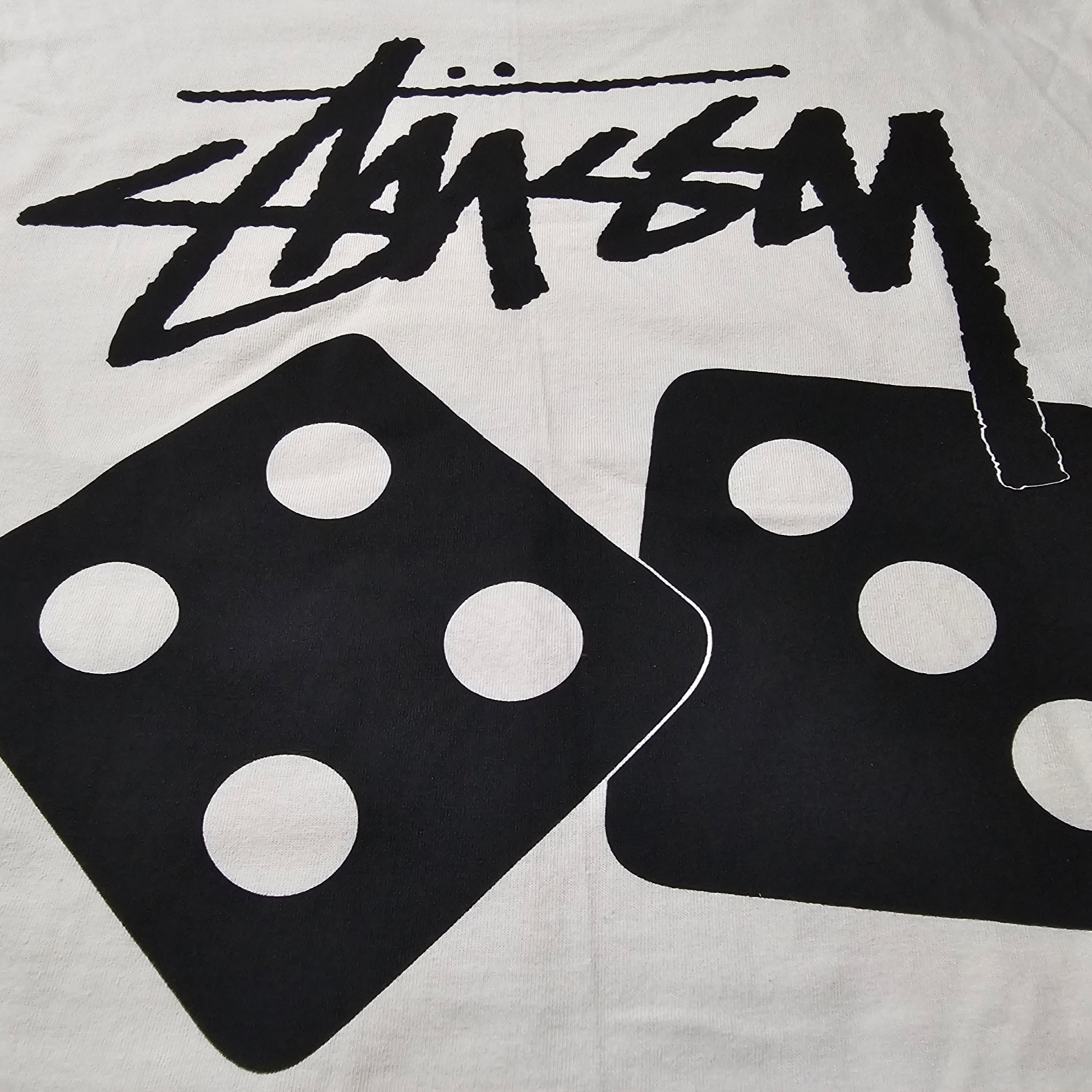 Stussy Dice Pigment Dyed T-Shirt Natural 착용 스타일