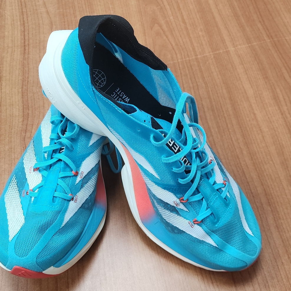 Adidas Adizero Adios Pro 3 M Lucid Cyan 착용 스타일 - 1