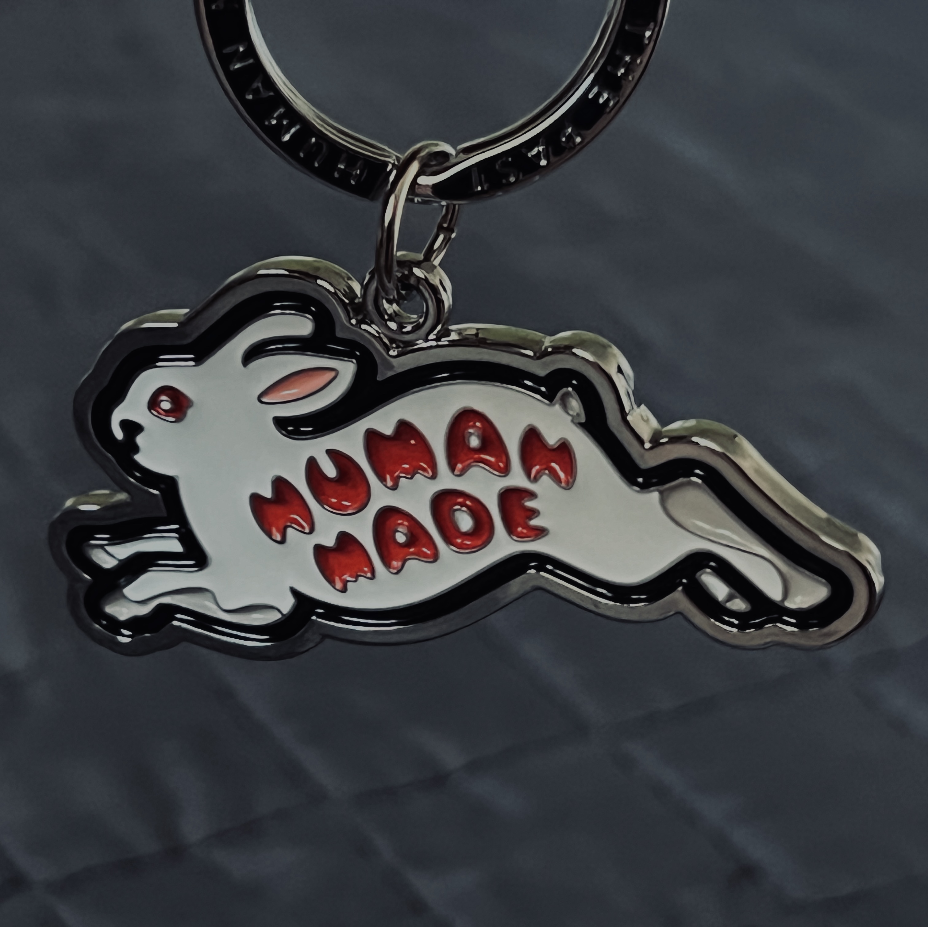 Human Made Animal Keychain #1 Silver 착용 스타일 - 2