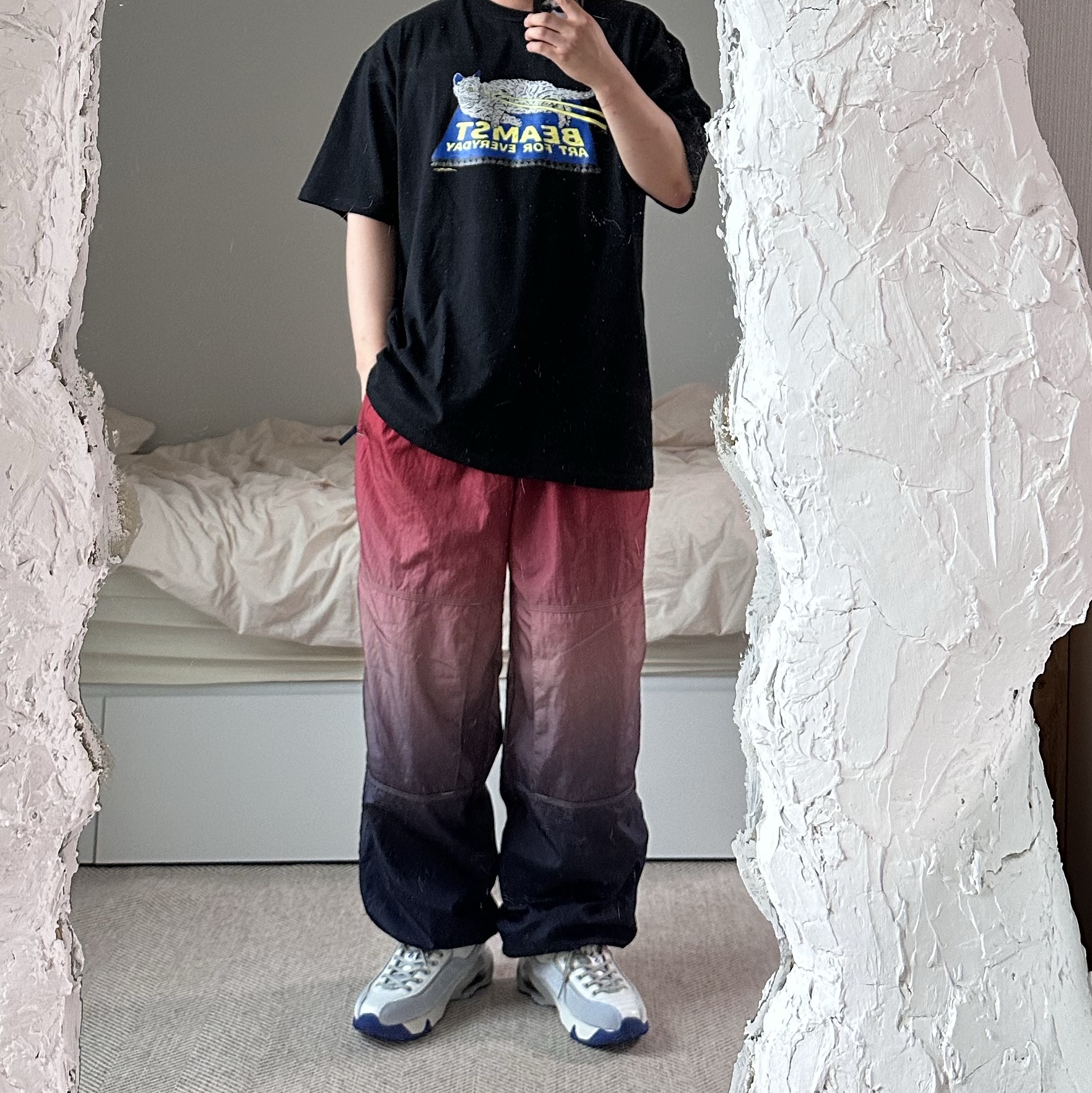 Supreme x Nike Ripstop Track Pants Multicolor - 24SS, Asics x Kiko Kostadinov Novalis Gel-Teremoa Snow White Asics Blue 착용 스타일