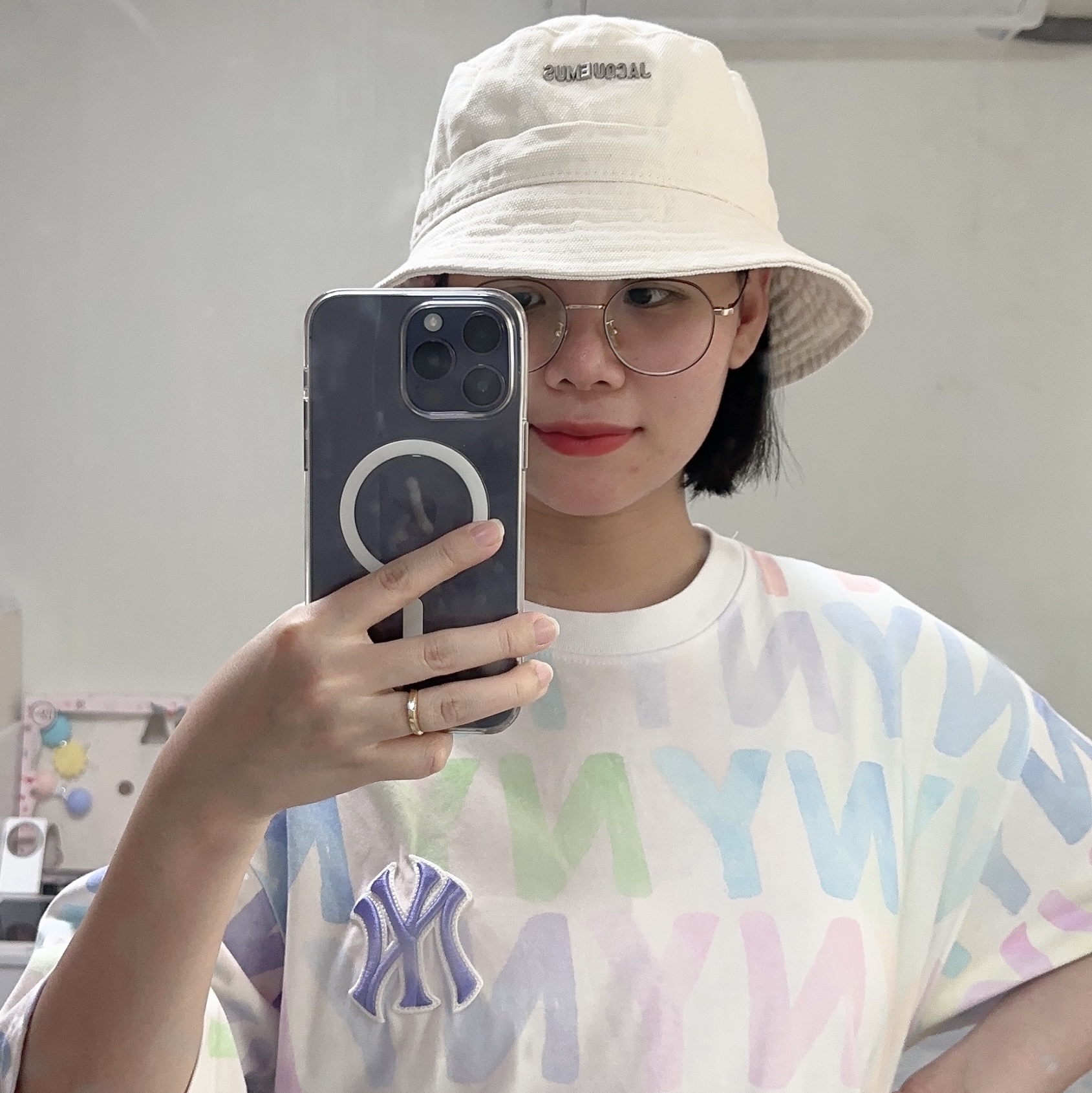 Jacquemus Le Bob Gadjo Bow Bucket Hat Off White 착용 스타일