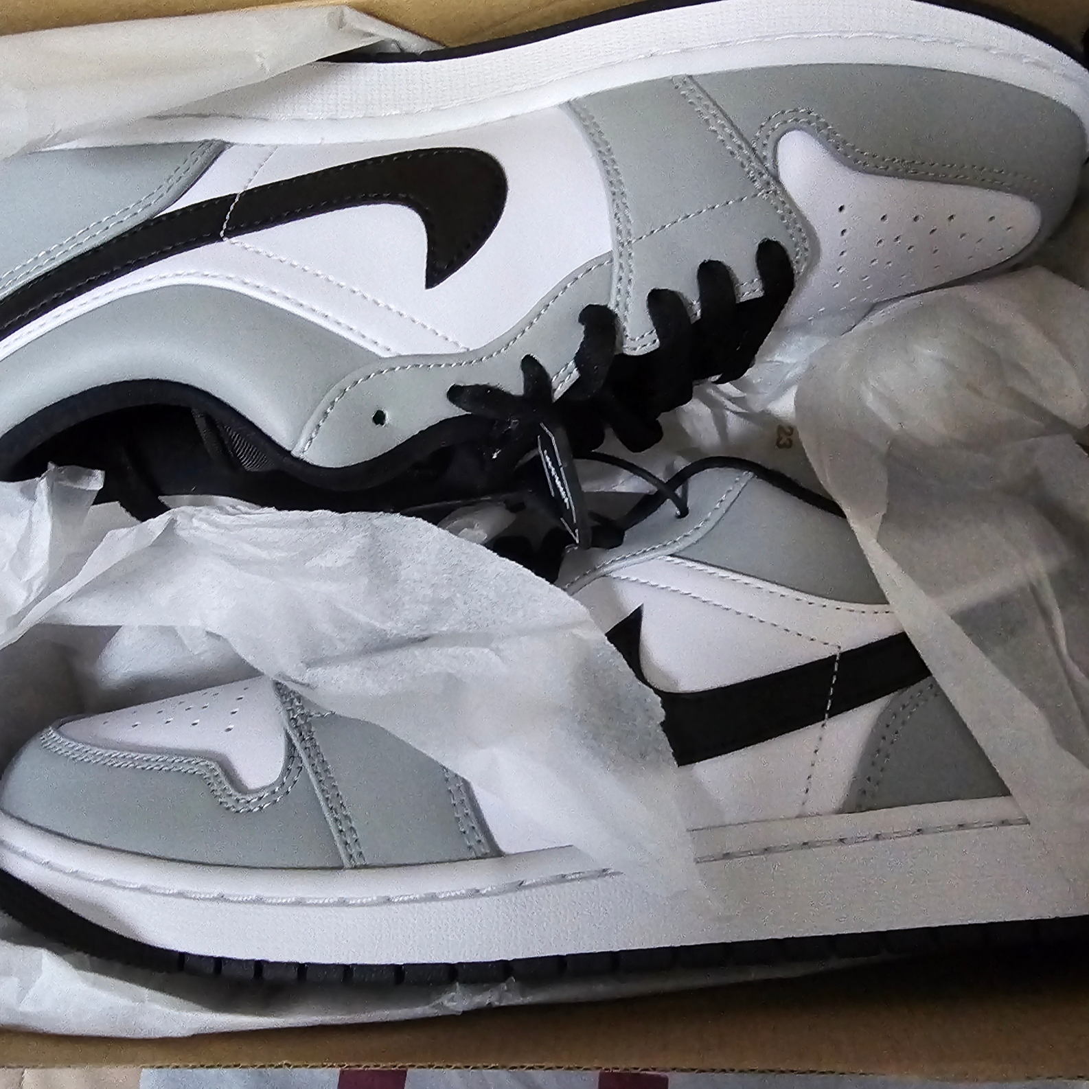 Jordan 1 Low Light Smoke Grey 착용 스타일 - 1