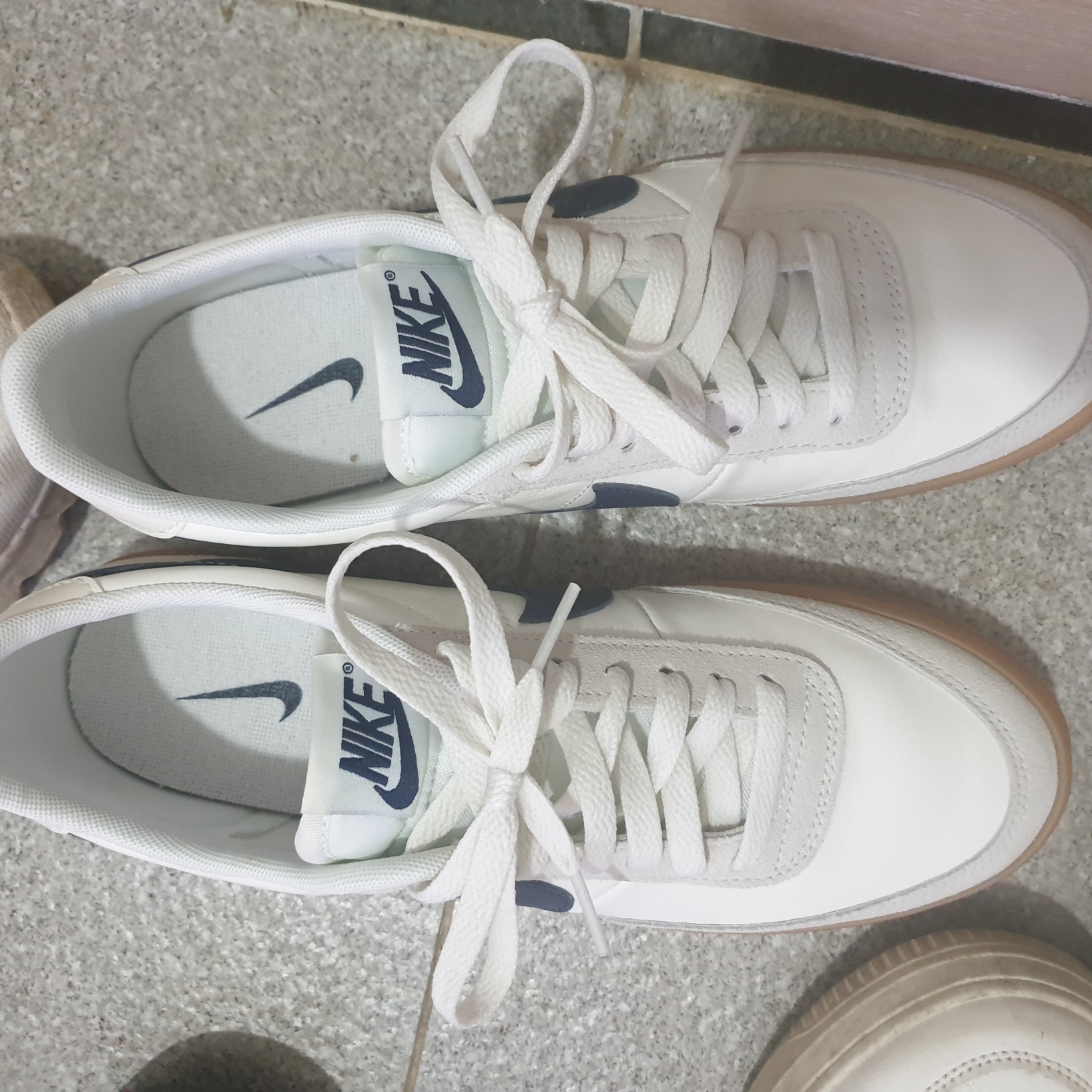 Nike x J.Crew Killshot 2 Sail Midnight Navy 착용 스타일