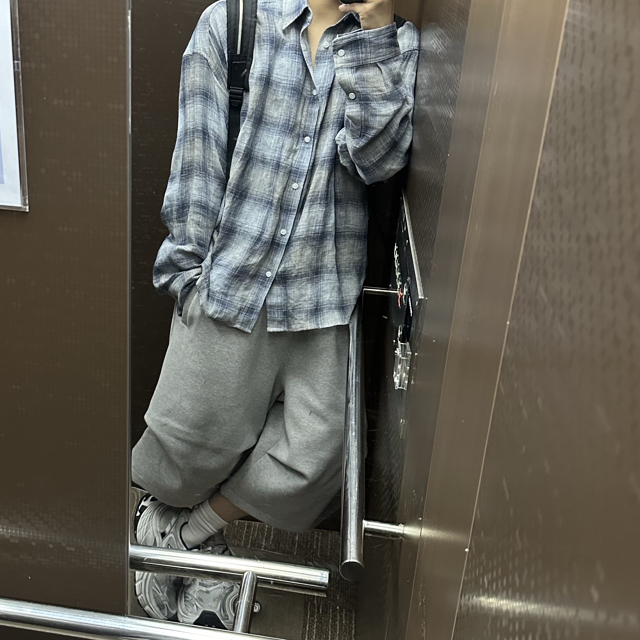 Nonnod Flexible String Check Shirt Japanese Linen Blue, Farfromwhat Far Zipper Ripstop Backpack Black 착용 스타일 - 2