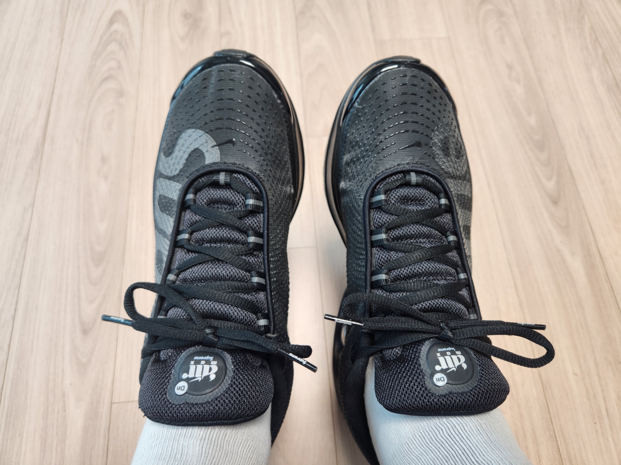 Nike x Supreme Air Max DN SP Black Galactic Jade 착용 스타일 - 8