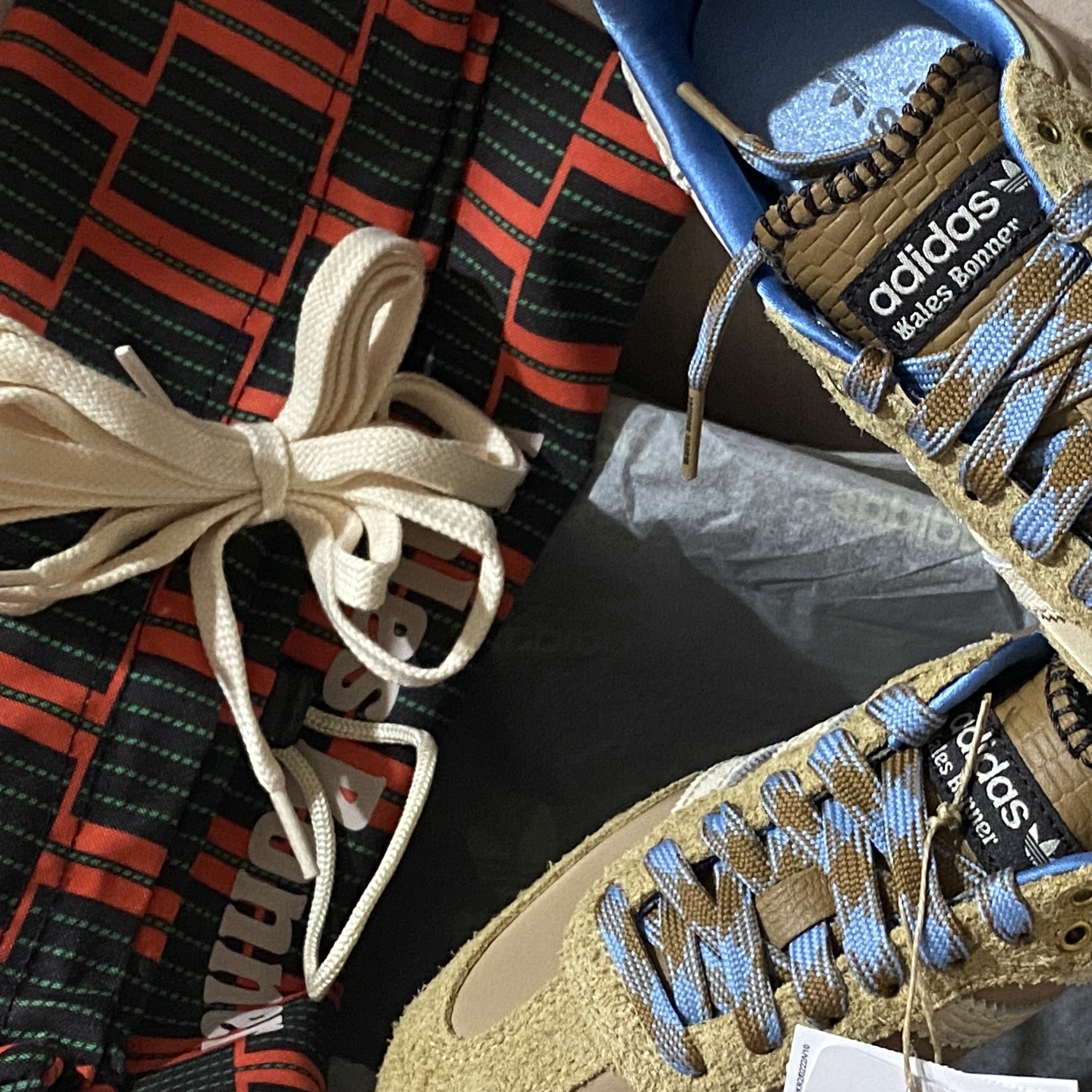 Adidas x Wales Bonner Samba Supplier Colour Wonder White, Adidas x Wales Bonner Samba Wonder Clay Royal Blue ์ฐฉ์ฉ ์คํ์ผ - 1