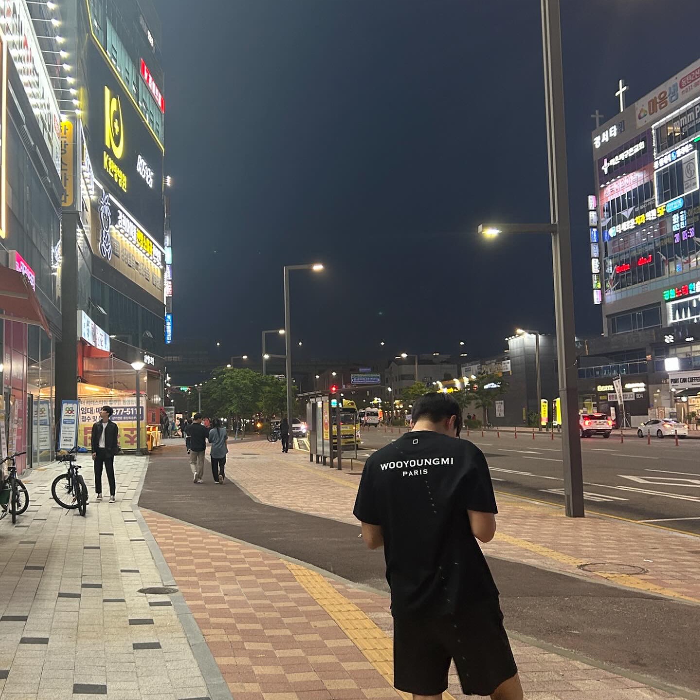 Wooyoungmi Cotton Back Logo T-Shirt Black - 24SS 착용 스타일
