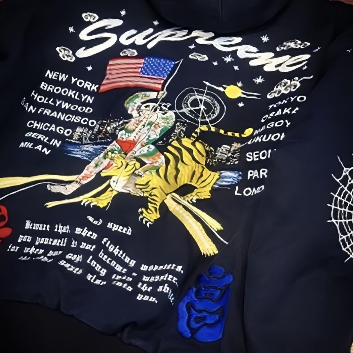 Supreme Aoi Hooded Work Jacket Black - 24SS 착용 스타일 - 2