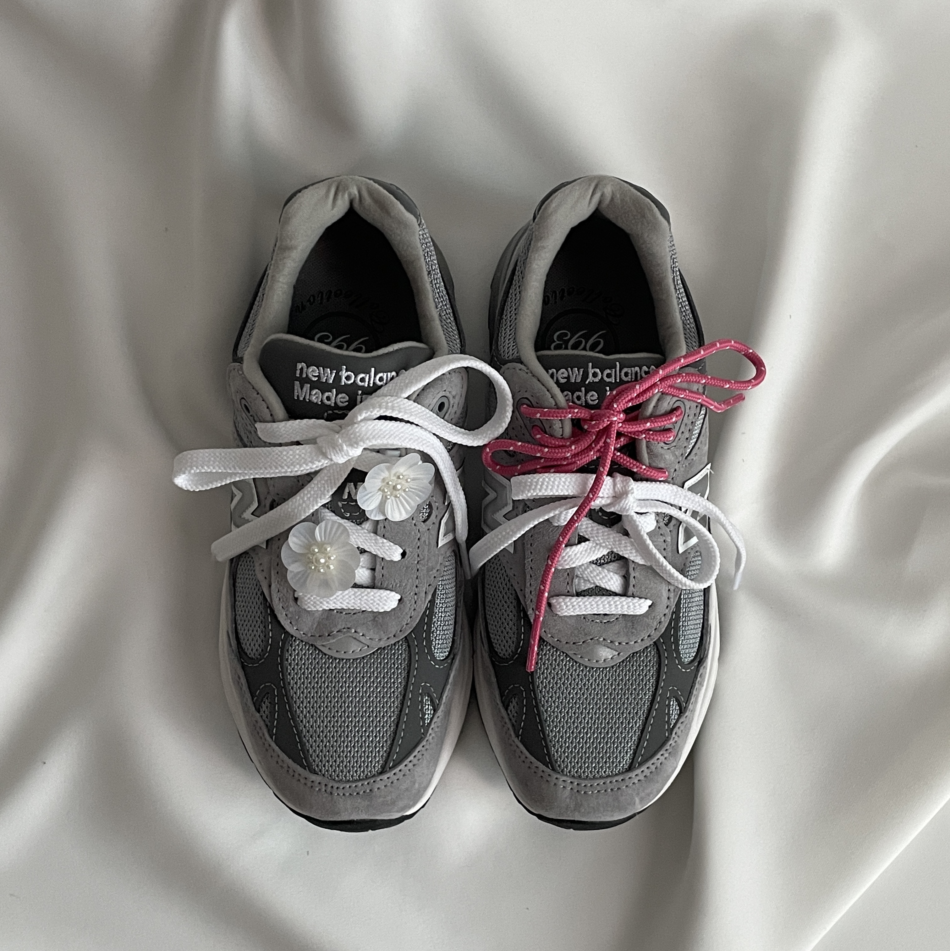 (W) New Balance 993 Made in USA Grey - B Standard 착용 스타일 - 2
