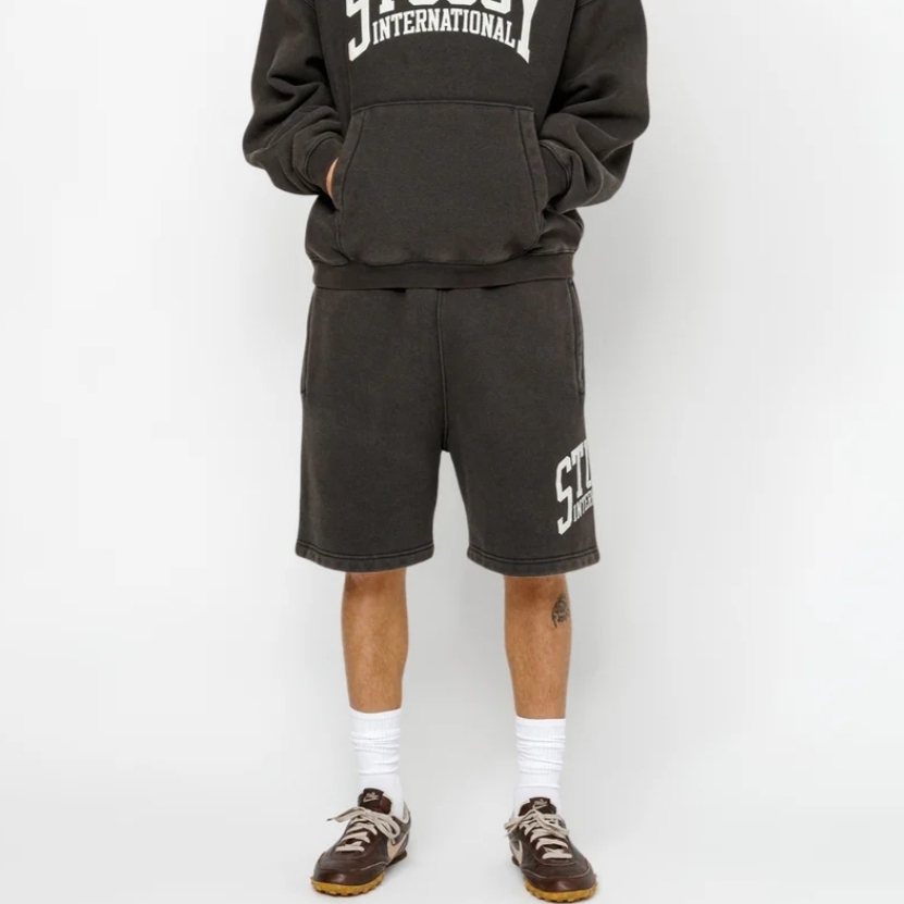 Stussy Fleece International Shorts Washed Black 착용 스타일
