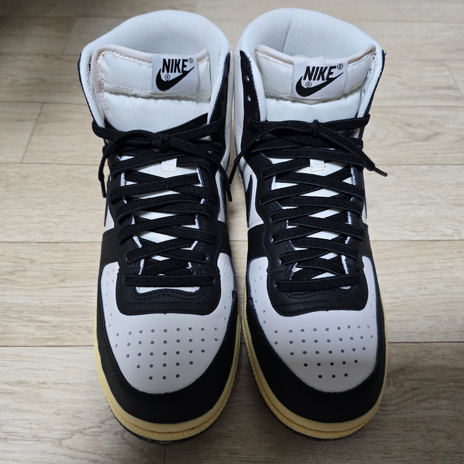 Nike Terminator High Black and Phantom 착용 스타일