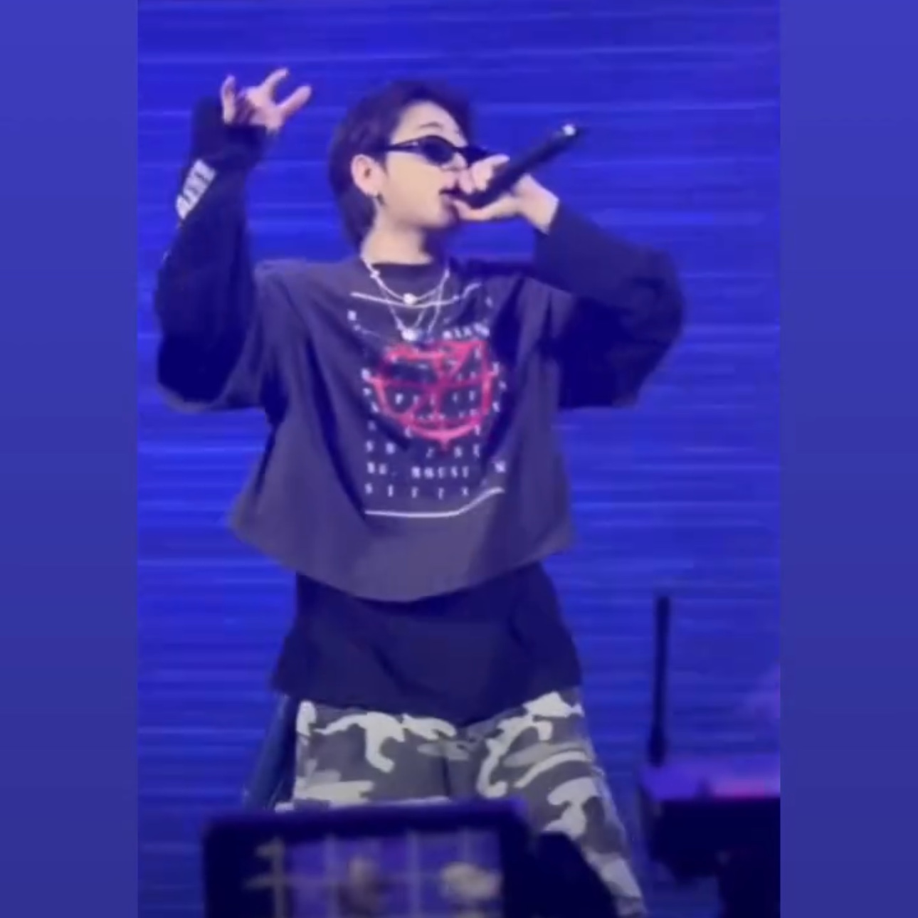 Project G/R x MFM333. Layered Skirt Camo Cargo Shorts Multi Camo 착용 스타일