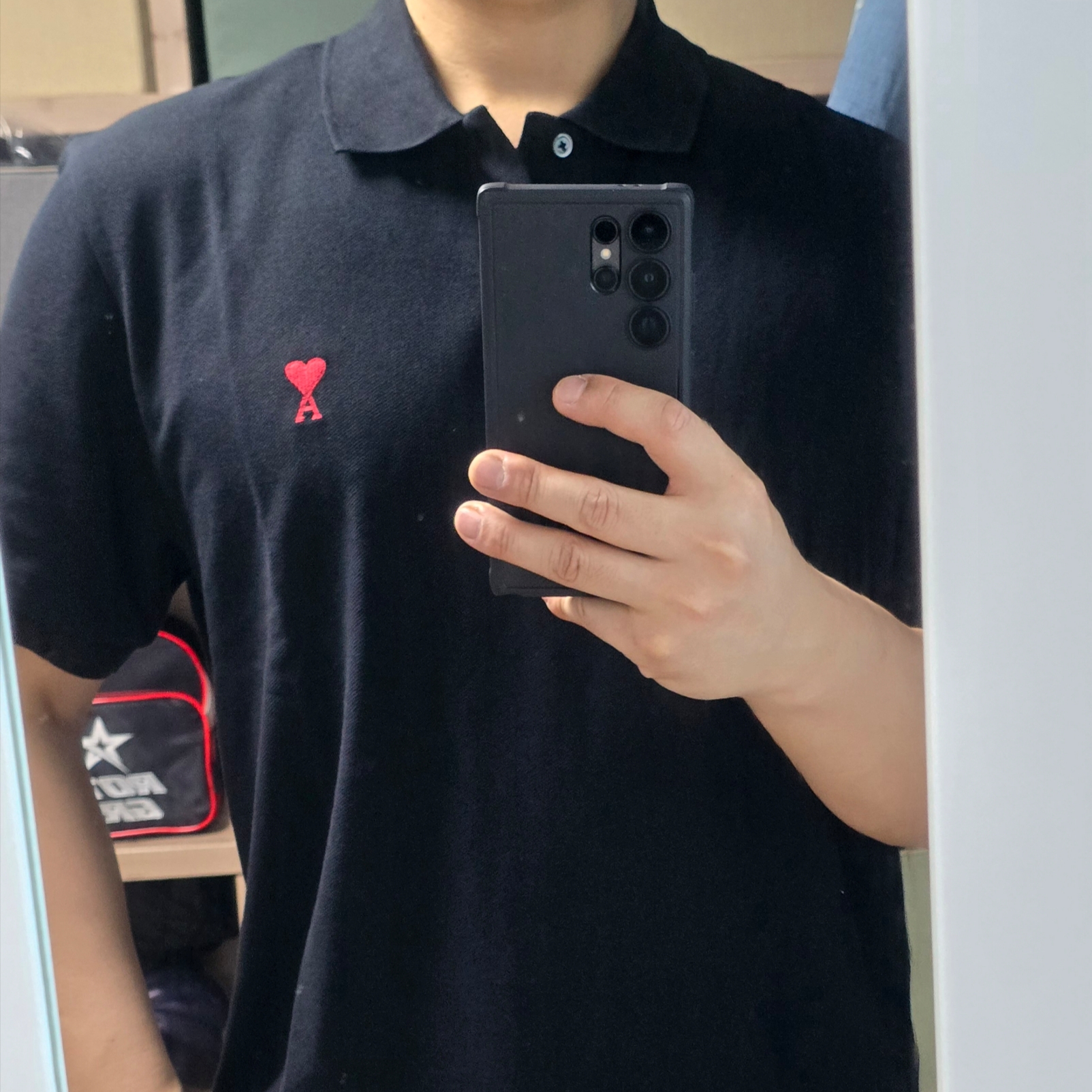 AMI de Coeur Polo Shirt Black 착용 스타일