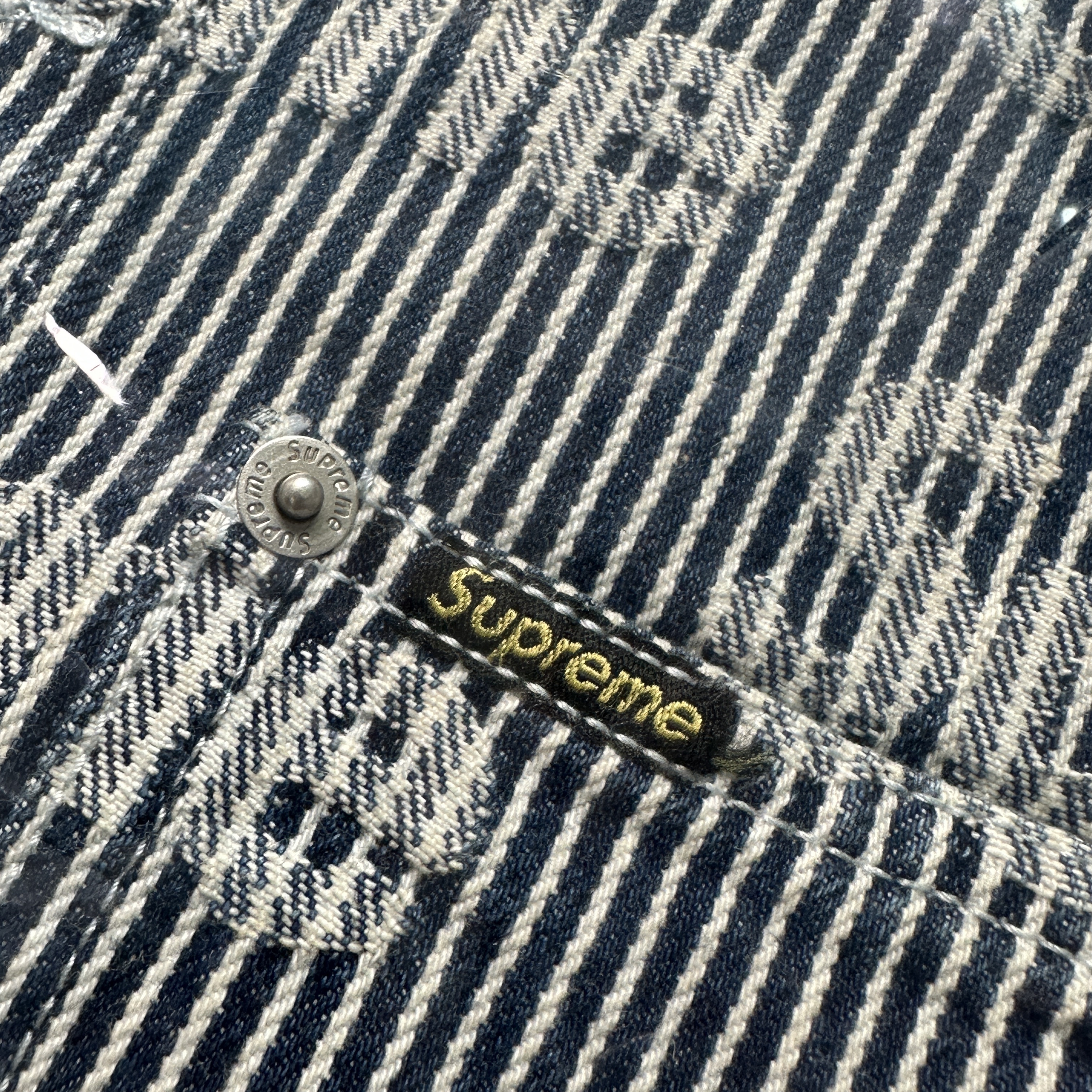 Supreme Denim Chore Trucker Jacket Stripe - 24SS, Supreme Denim Camp Cap Stripe - 24SS 착용 스타일 - 2