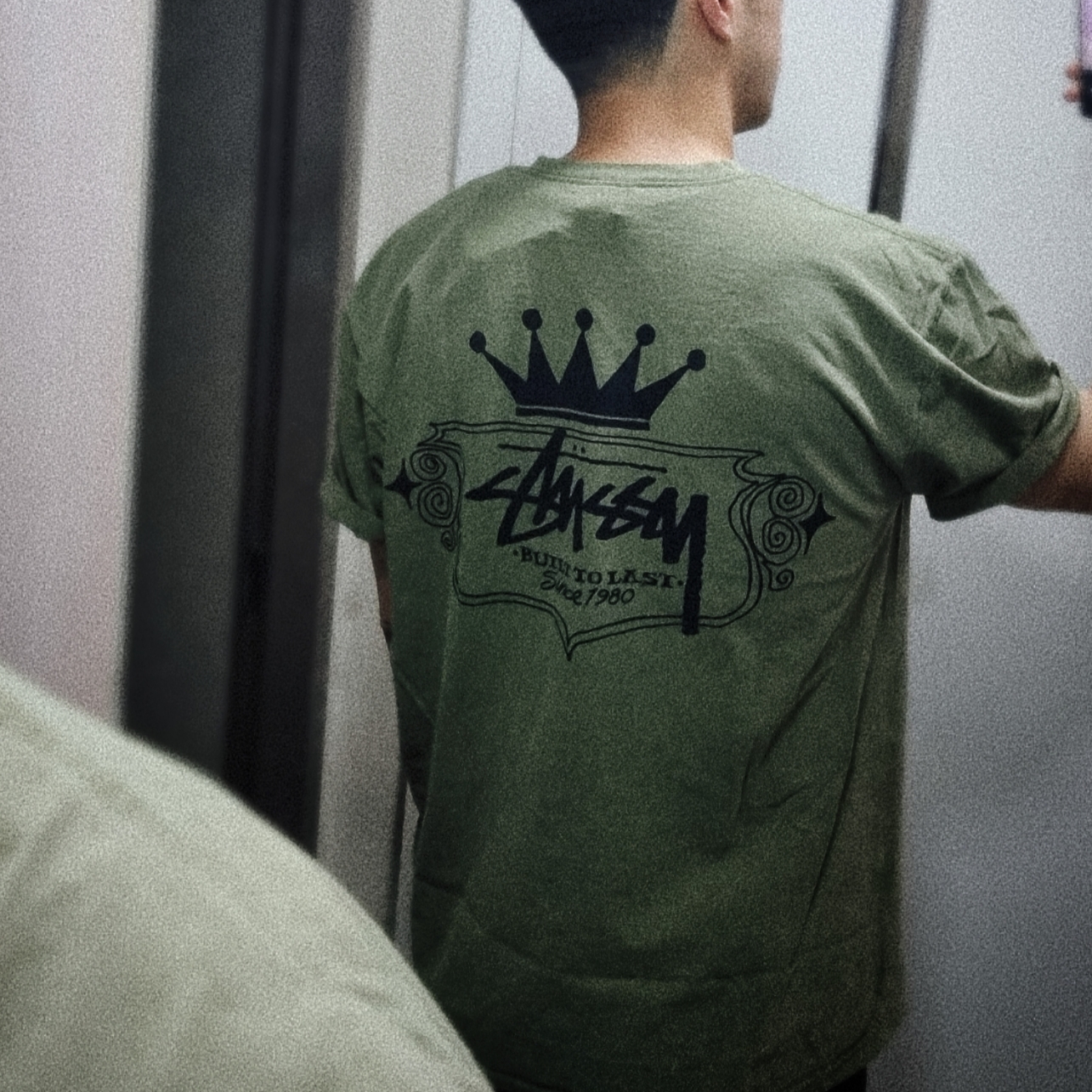 Stussy Built To Last Pigment Dyed T-Shirt Olive 착용 스타일