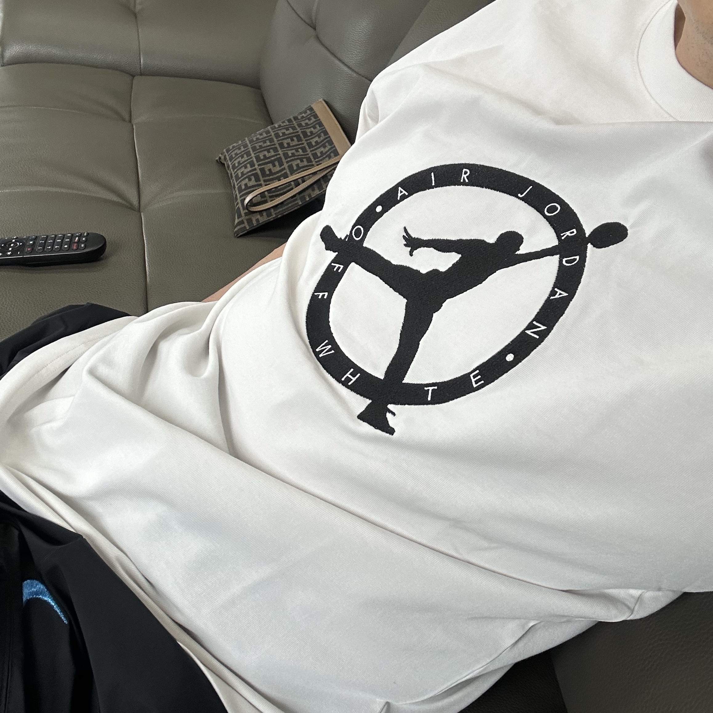 Jordan x Off-White S/S T-Shirt Phantom - Asia 착용 스타일