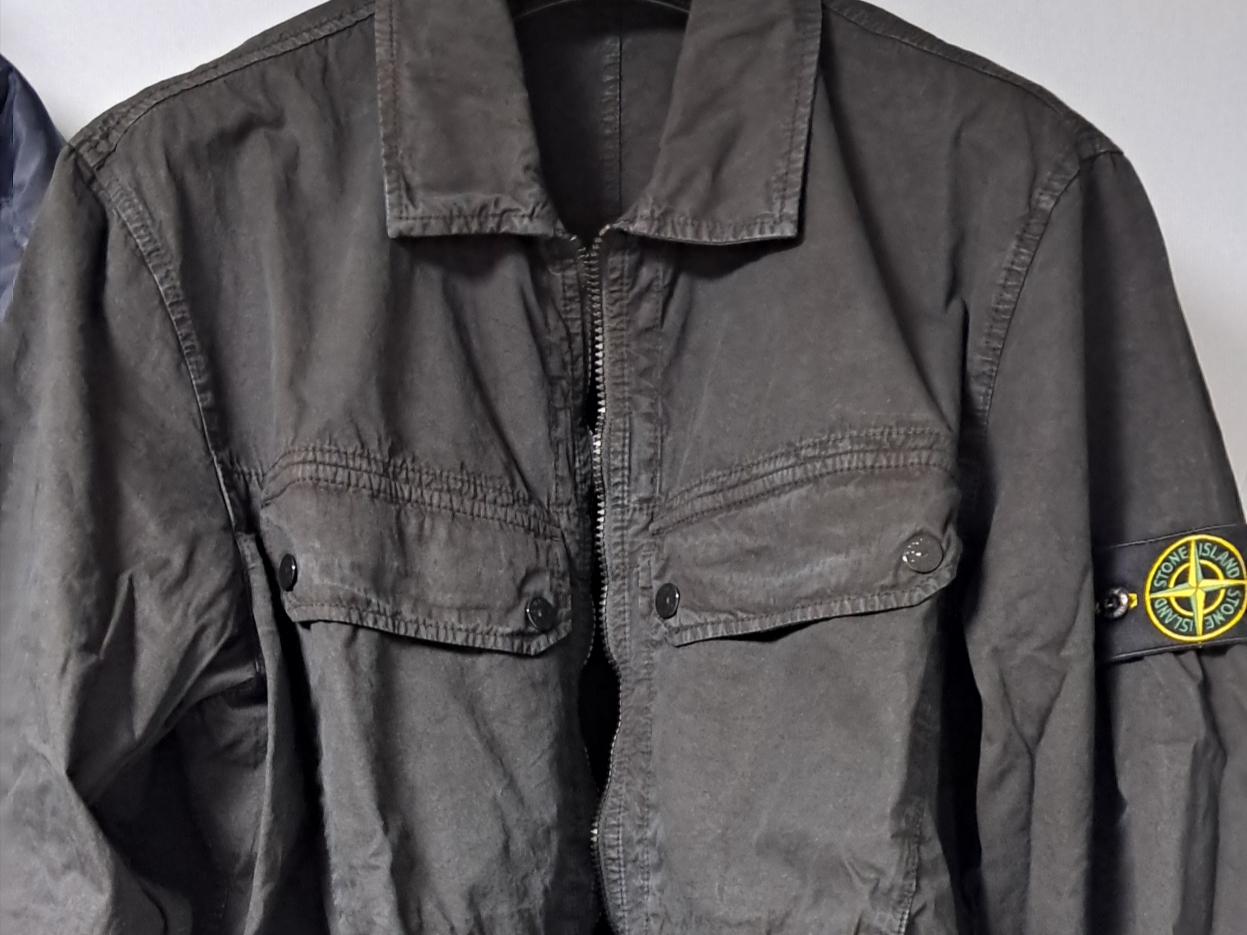Stone Island 102WN Brushed Organic Cotton Overshirt Black - 23FW 착용 스타일