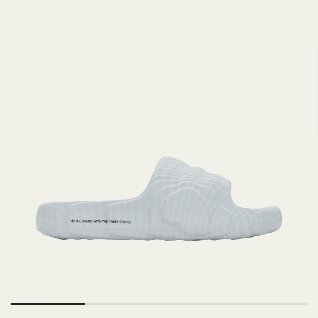 Adidas Adilette 22 Clear Grey 착용 스타일