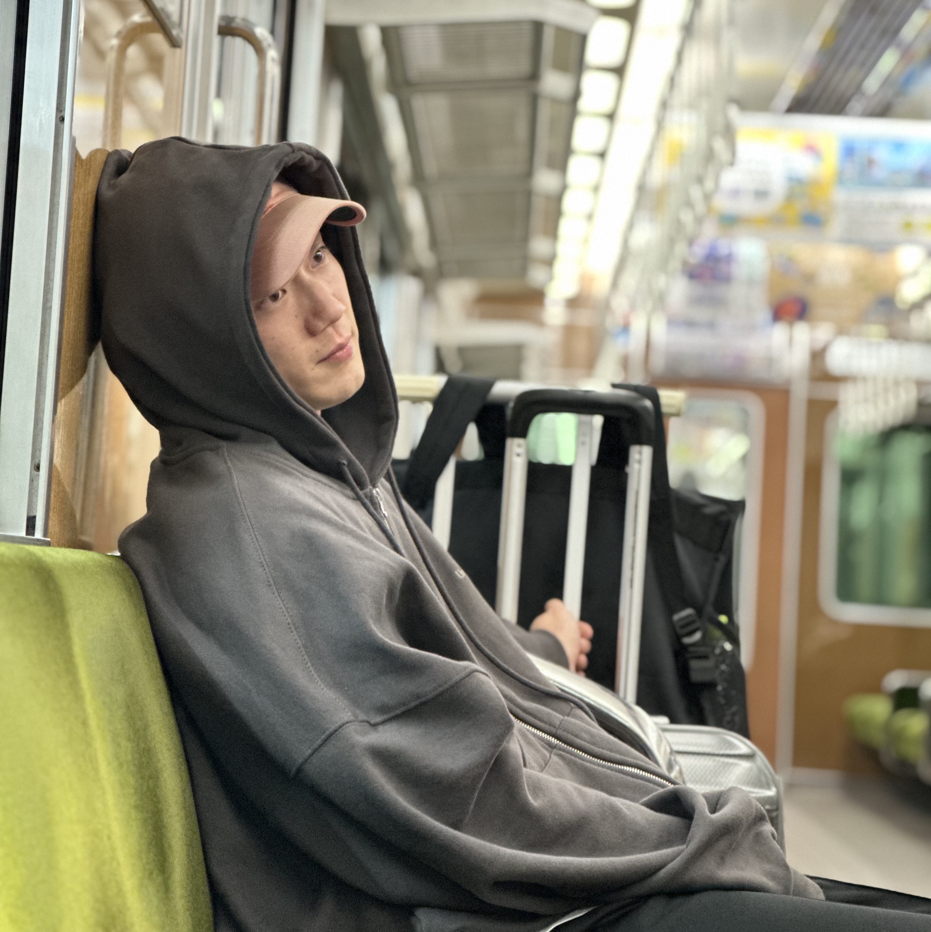 Undermycar Mu.18 Anti Fxxking Logo Play Oversized Hood Zip-up Asphalt, Telfar x Eastpak Large Shopper Black 착용 스타일 - 3