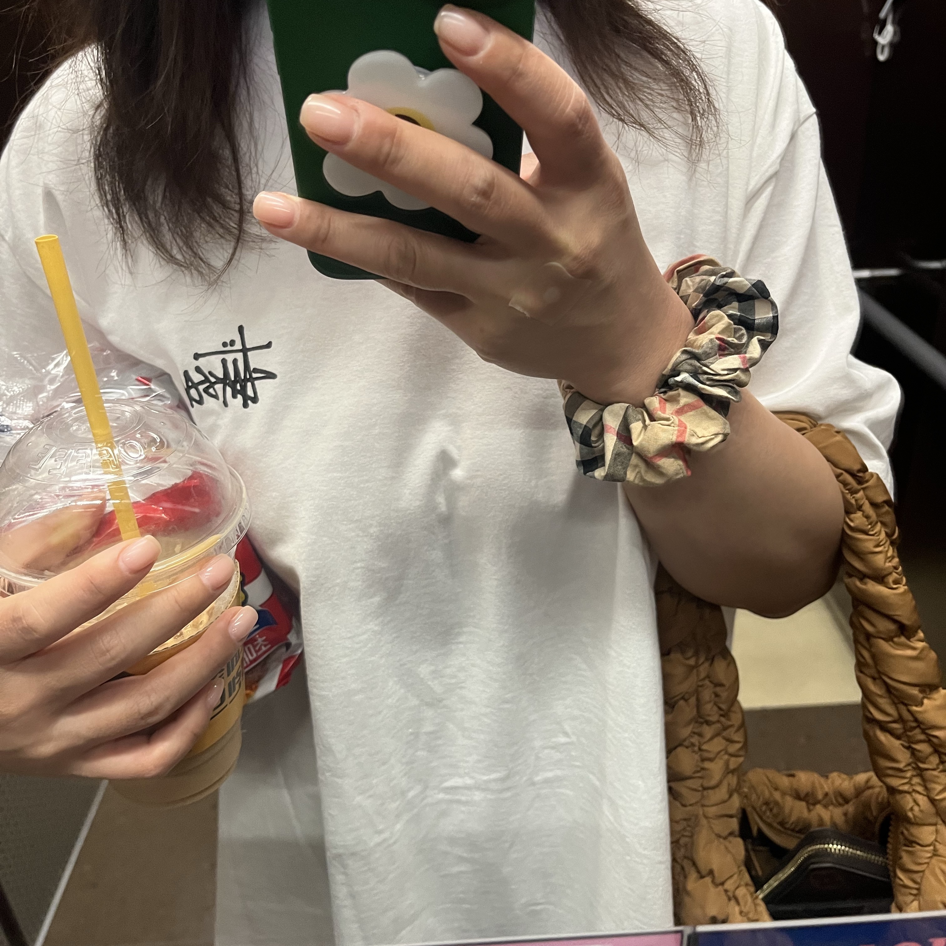 Stussy Basic Stussy T-Shirt White 2023 착용 스타일
