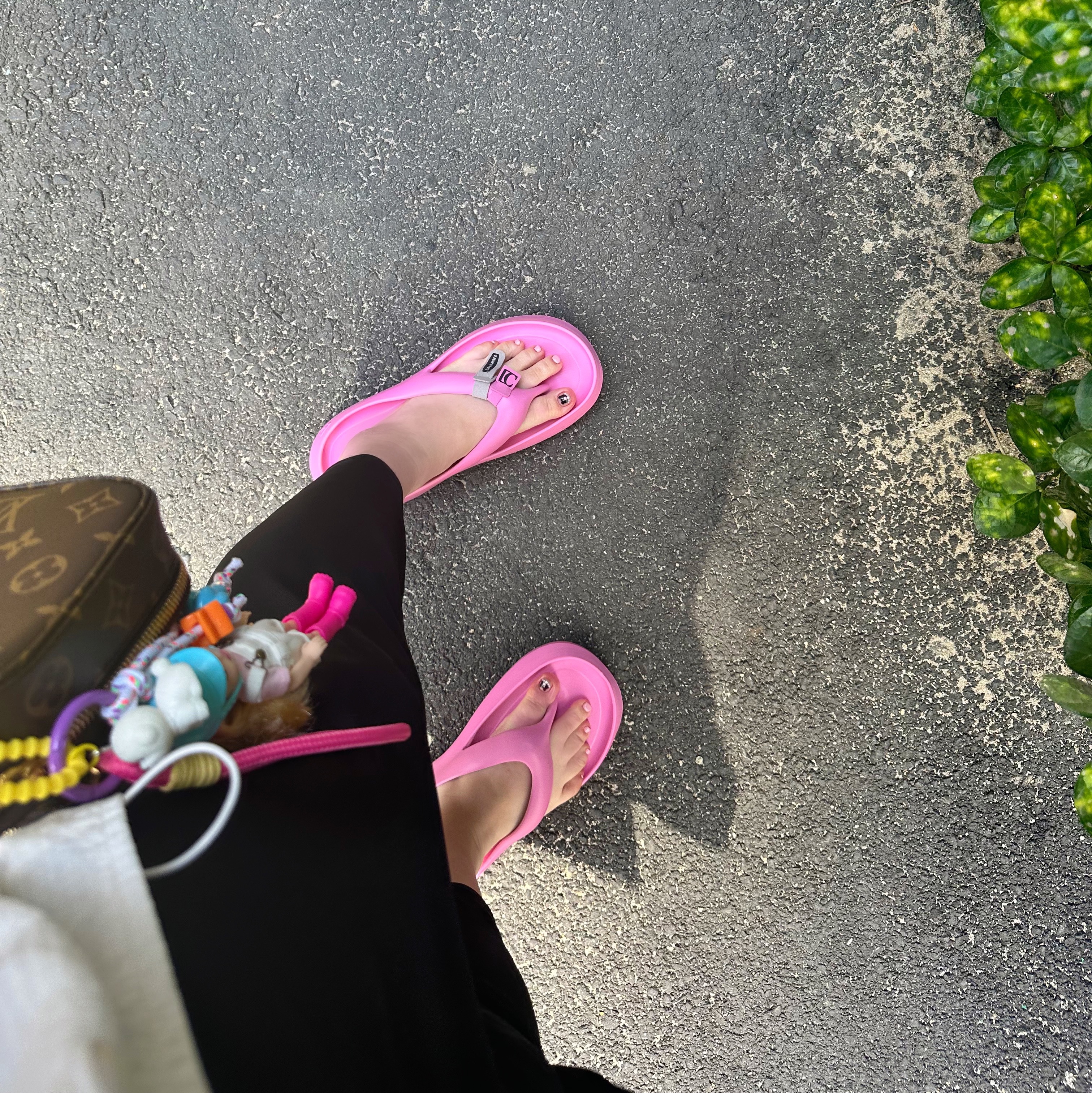Taw&Toe x Low Classic Platform Flip Flop Pink 착용 스타일 - 2