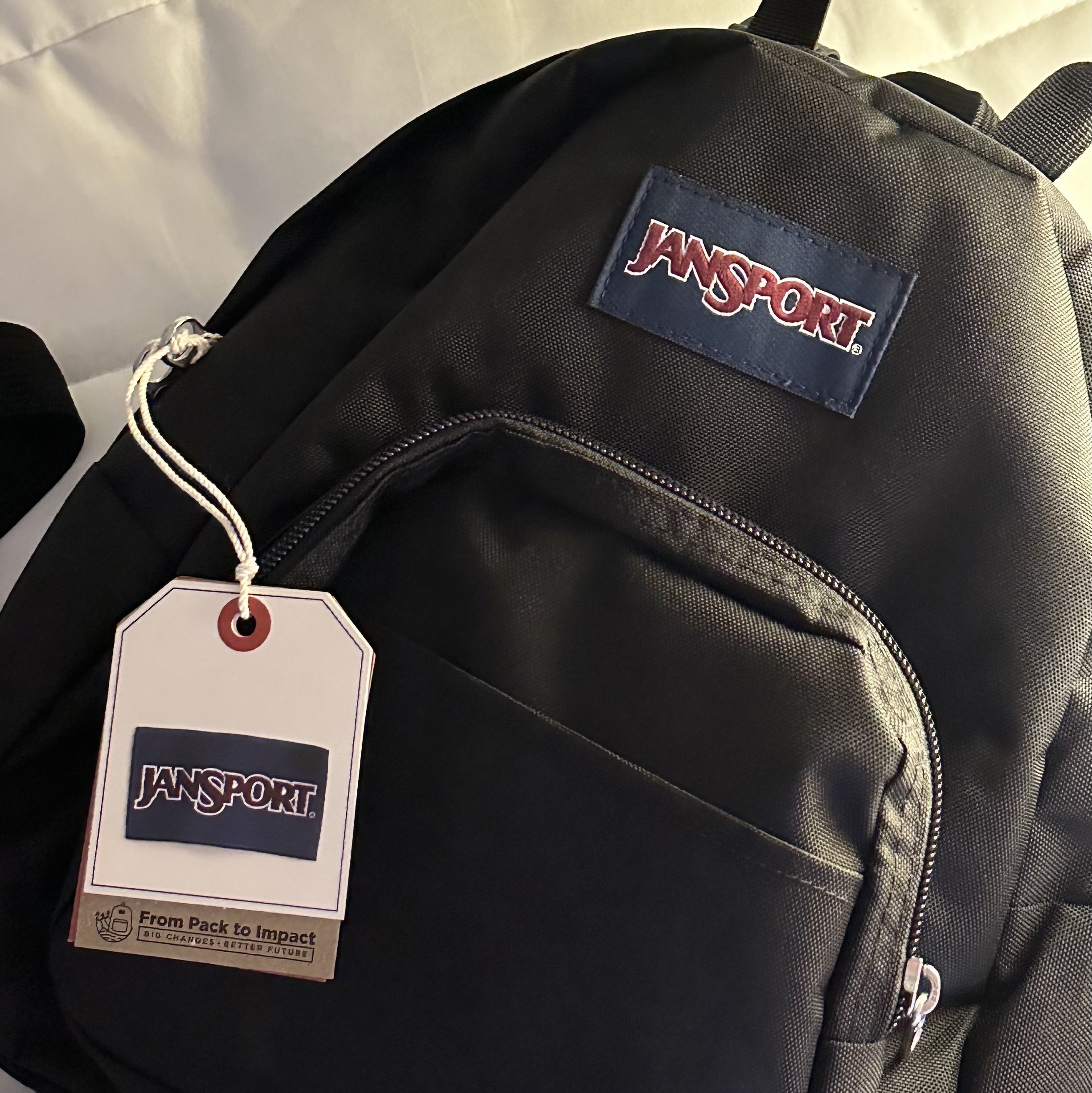 Jansport Half Pint Mini Backpack Black 착용 스타일