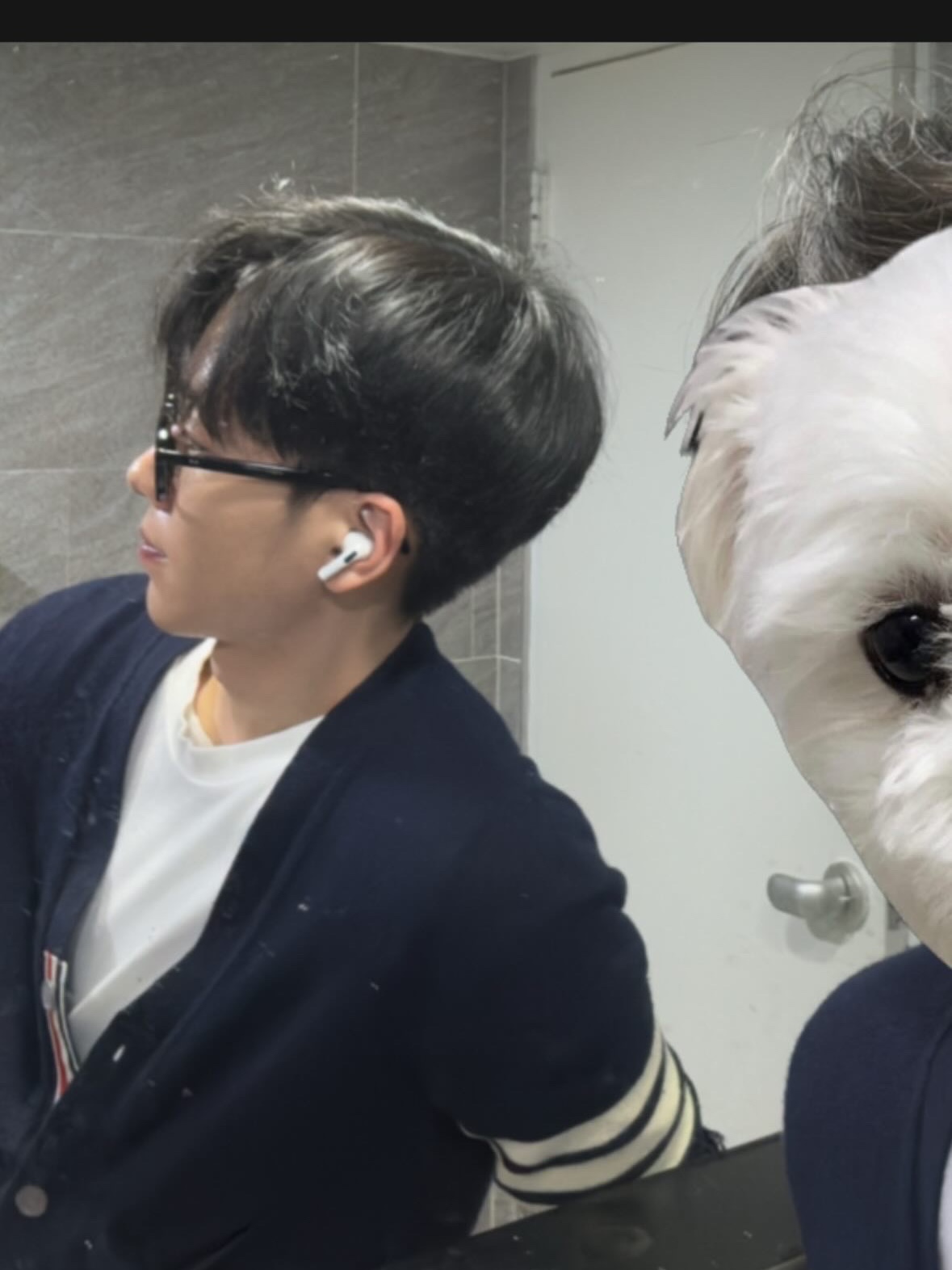 Gentle Monster x Maison Margiela MM116 Black Clear 착용 스타일 - 1
