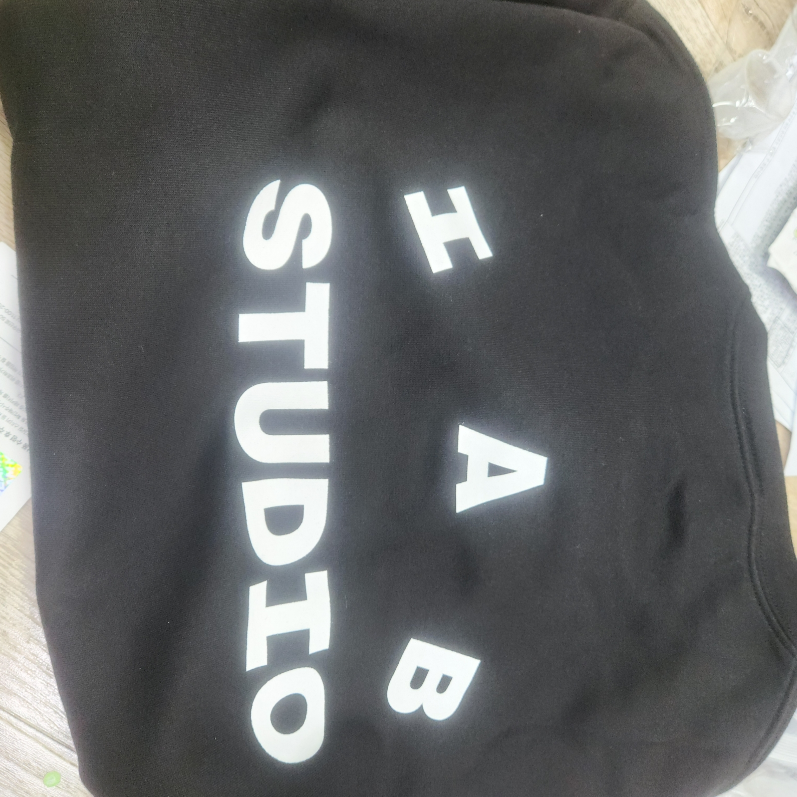 IAB Studio Long Sleeve Black - 23FW 착용 스타일 - 2